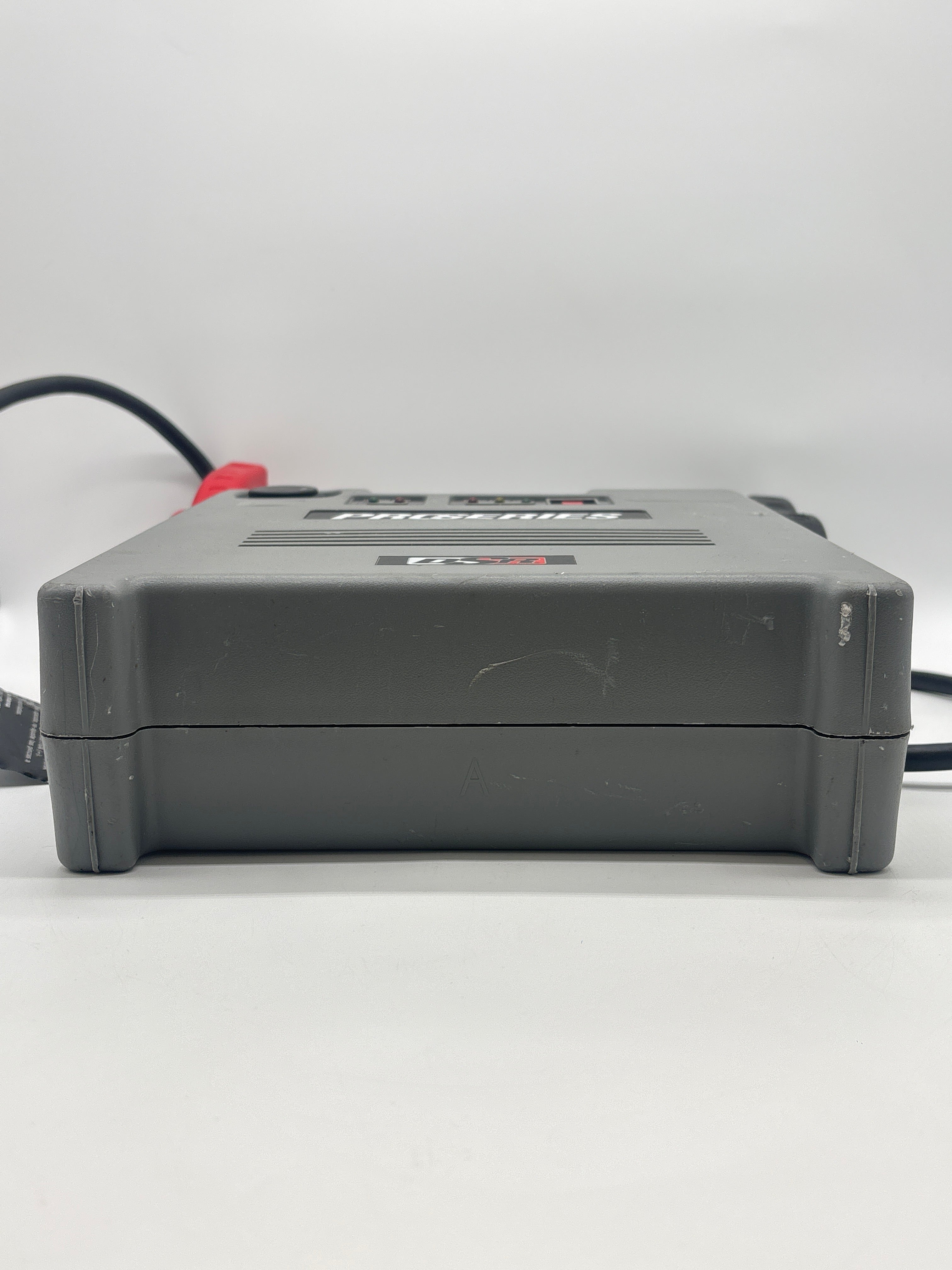 Schumacher Electric DSR ProSeries PSJ-1812 Jump Starter