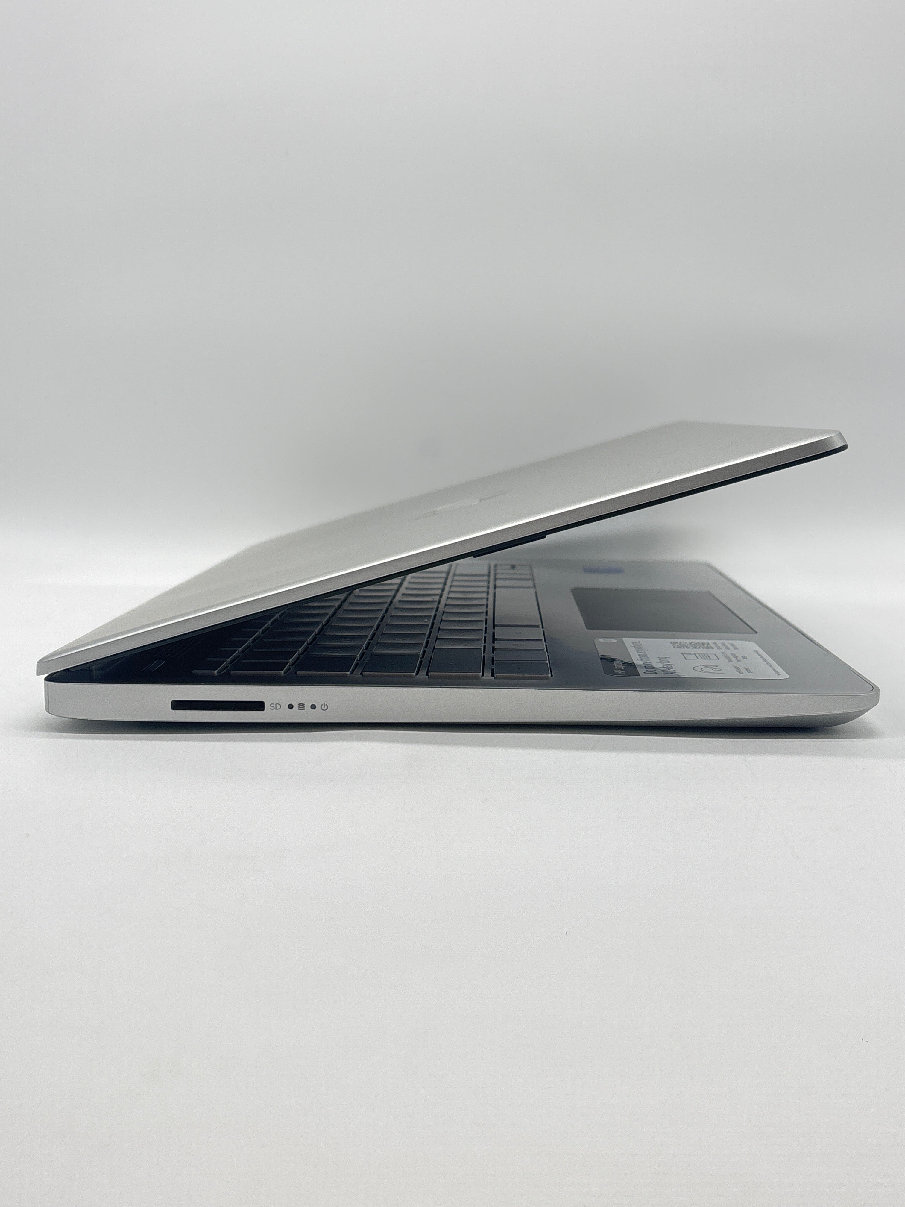 HP 14-dq0760dx 14 inch Celeron N4120 16GB RAM 128GB Silver Laptop