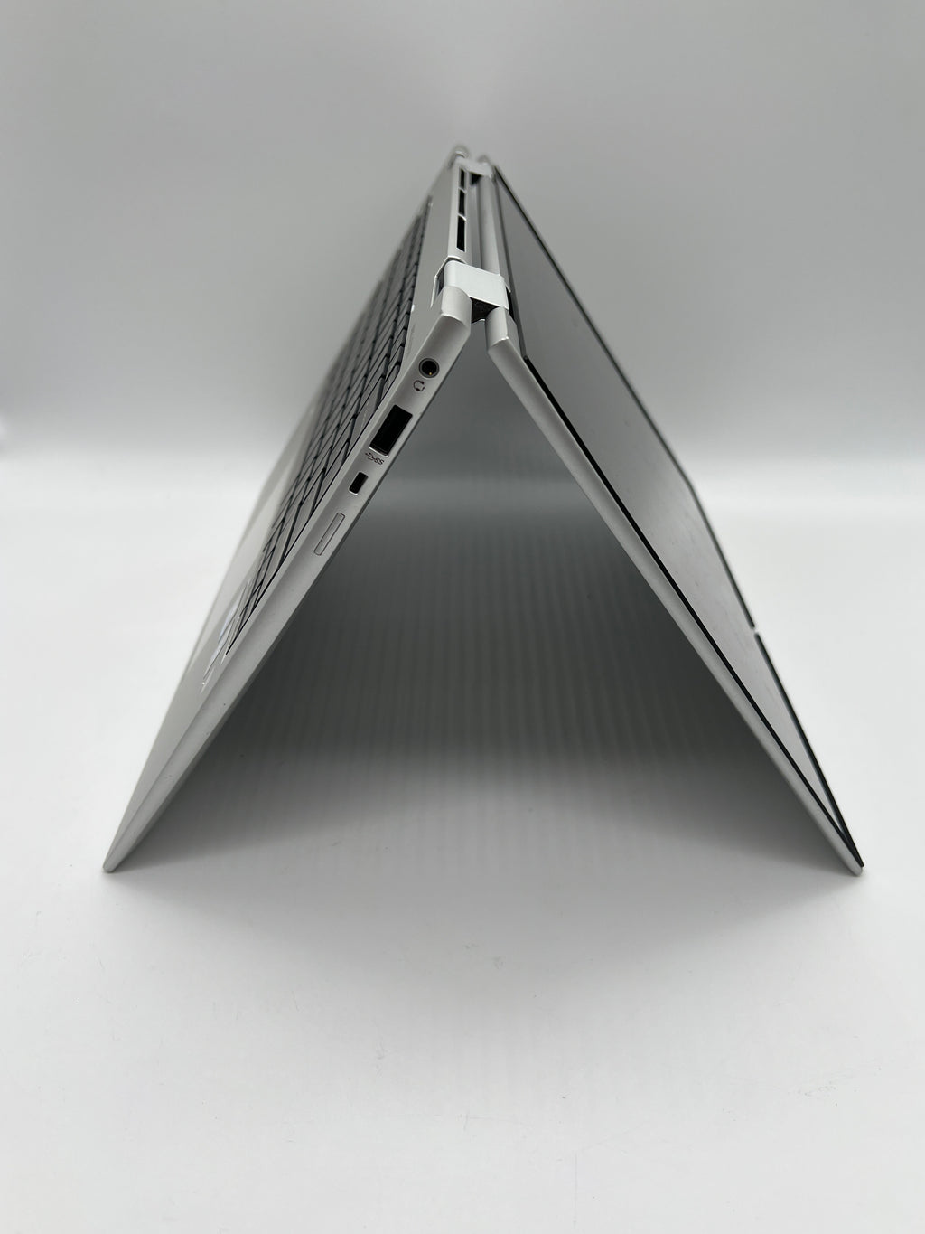 HP EliteBook X360 830 G9 2-in-1 i7 16GB RAM 512GB SSD