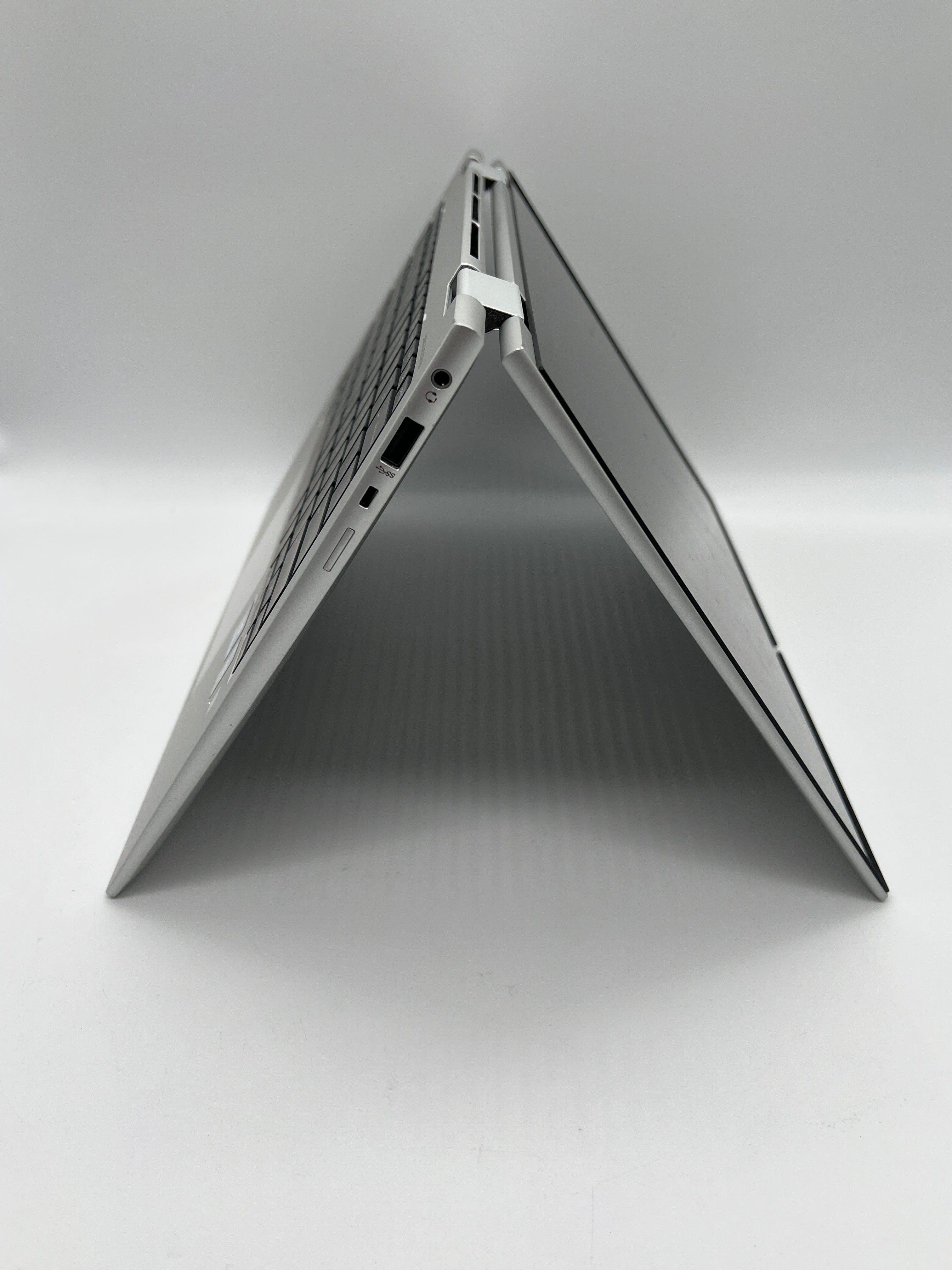 HP EliteBook X360 830 G9 2-in-1 i7 16GB RAM 512GB SSD