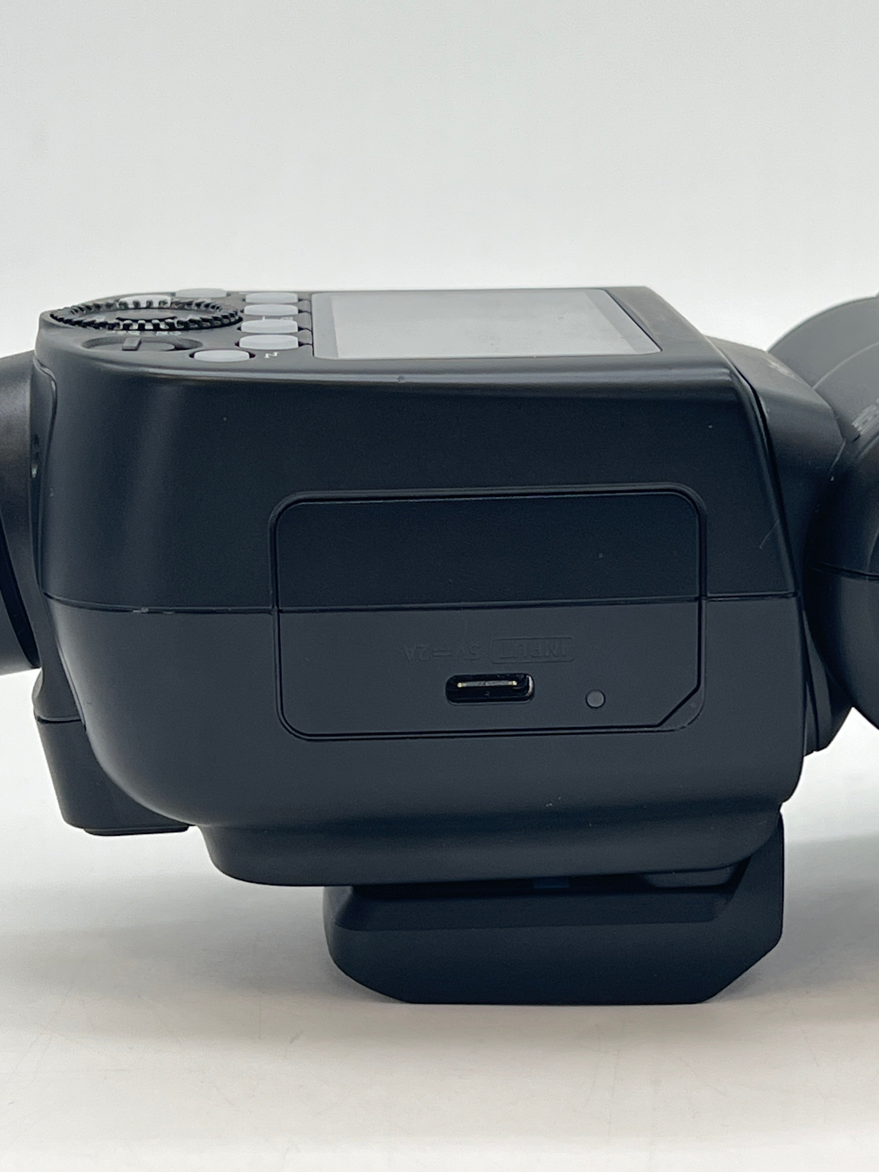Flashpoint Zoom Li-on X Pro R2 TTL On Camera Flash Sony