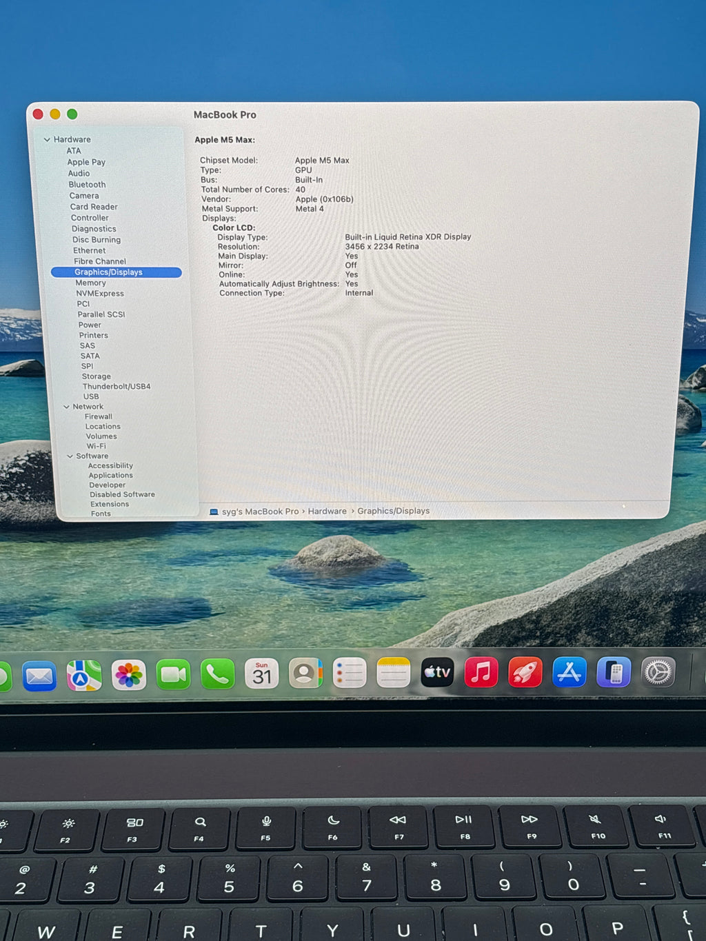 Apple MacBook Pro 16" M5 Max 18-Core CPU 40-Core GPU 128GB RAM 4TB SSD