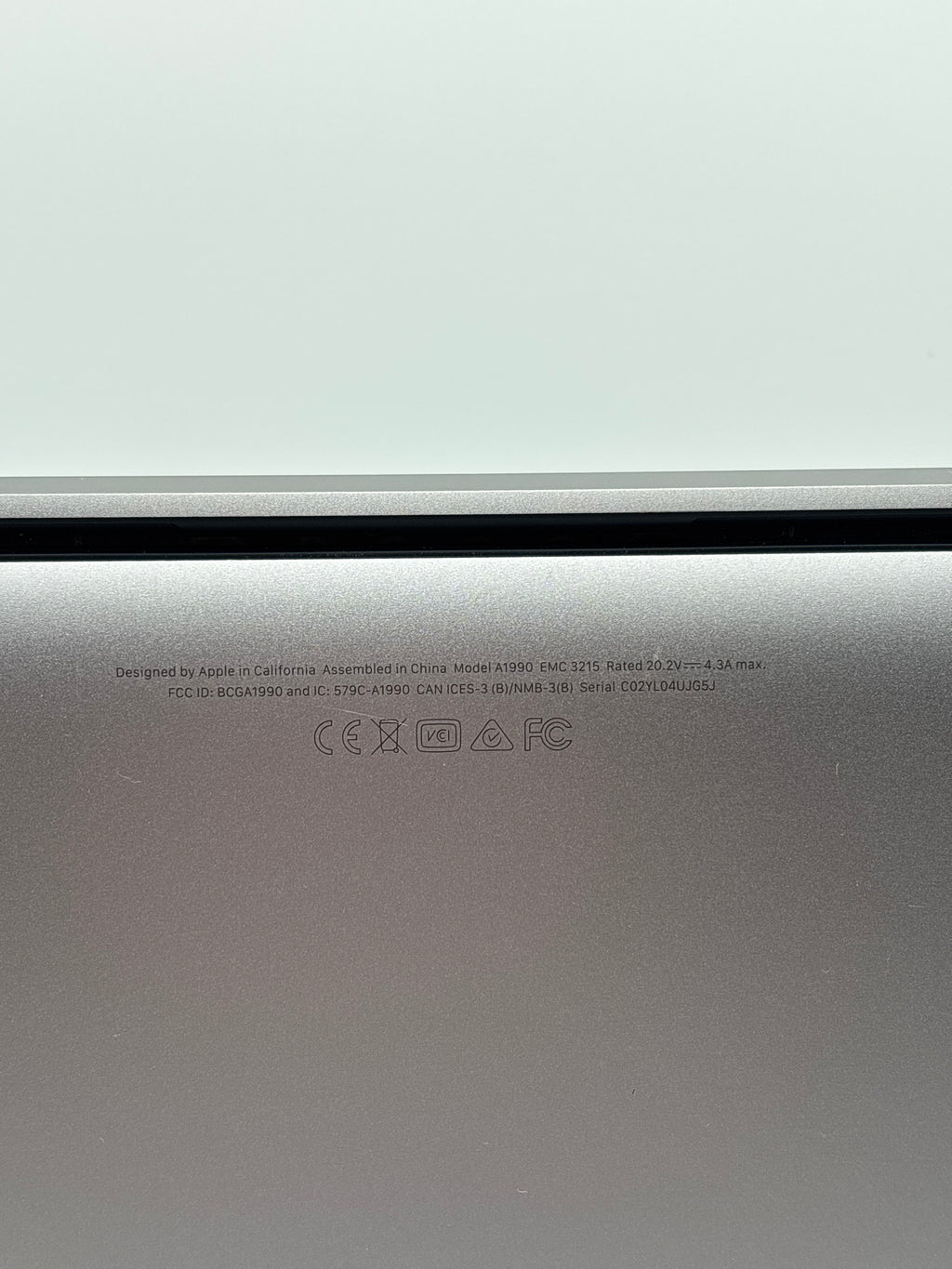 Apple MacBook Pro 15.4" A1990 i7 16GB RAM 512GB SSD - Service Battery