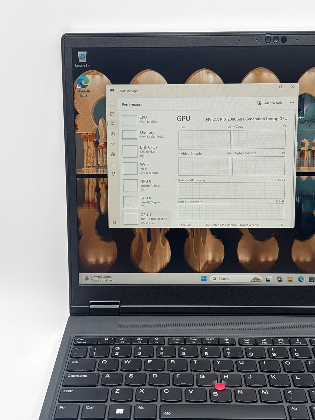 Lenovo ThinkPad P16v Gen 2 Ultra 7 165H 32GB RAM 512GB SSD RTX 2000 Ada  - Warranty
