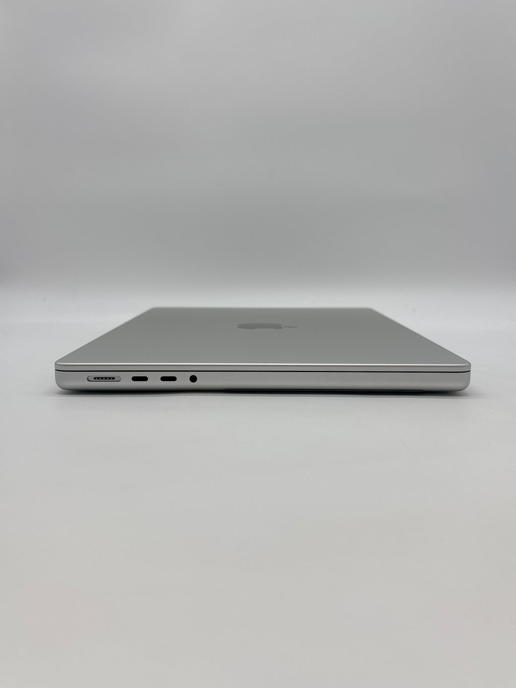 Apple MacBook Pro 14" M4 Max A3185 2024 64GB RAM 2TB SSD Silver with Box