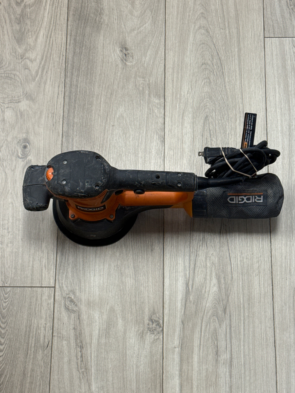 RIDGID R2611 6-Inch VS Random Orbit Sander Corded Electric Orbital Sander - Used