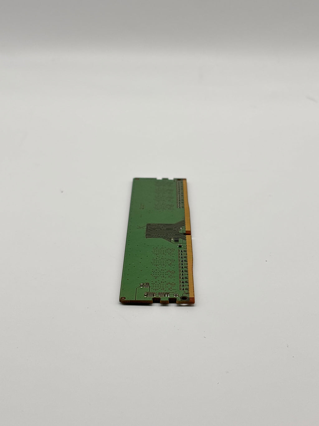 Micron Desktop RAM PC4-2666V-UA2-11 DDR4 8GB - Used