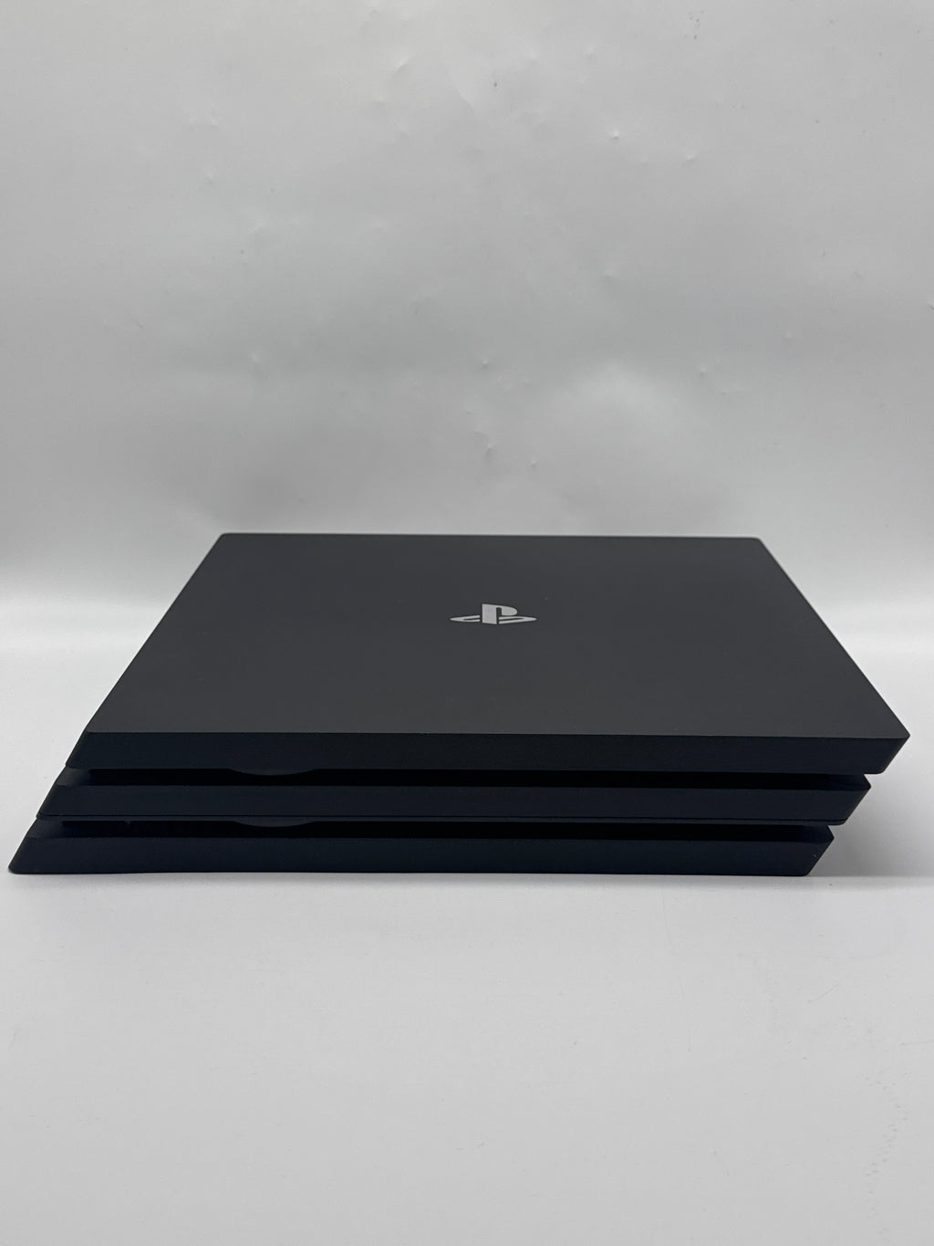 Sony PlayStation 4 Pro CUH-7015B 1TB Black Controllers Stick Drift - USED