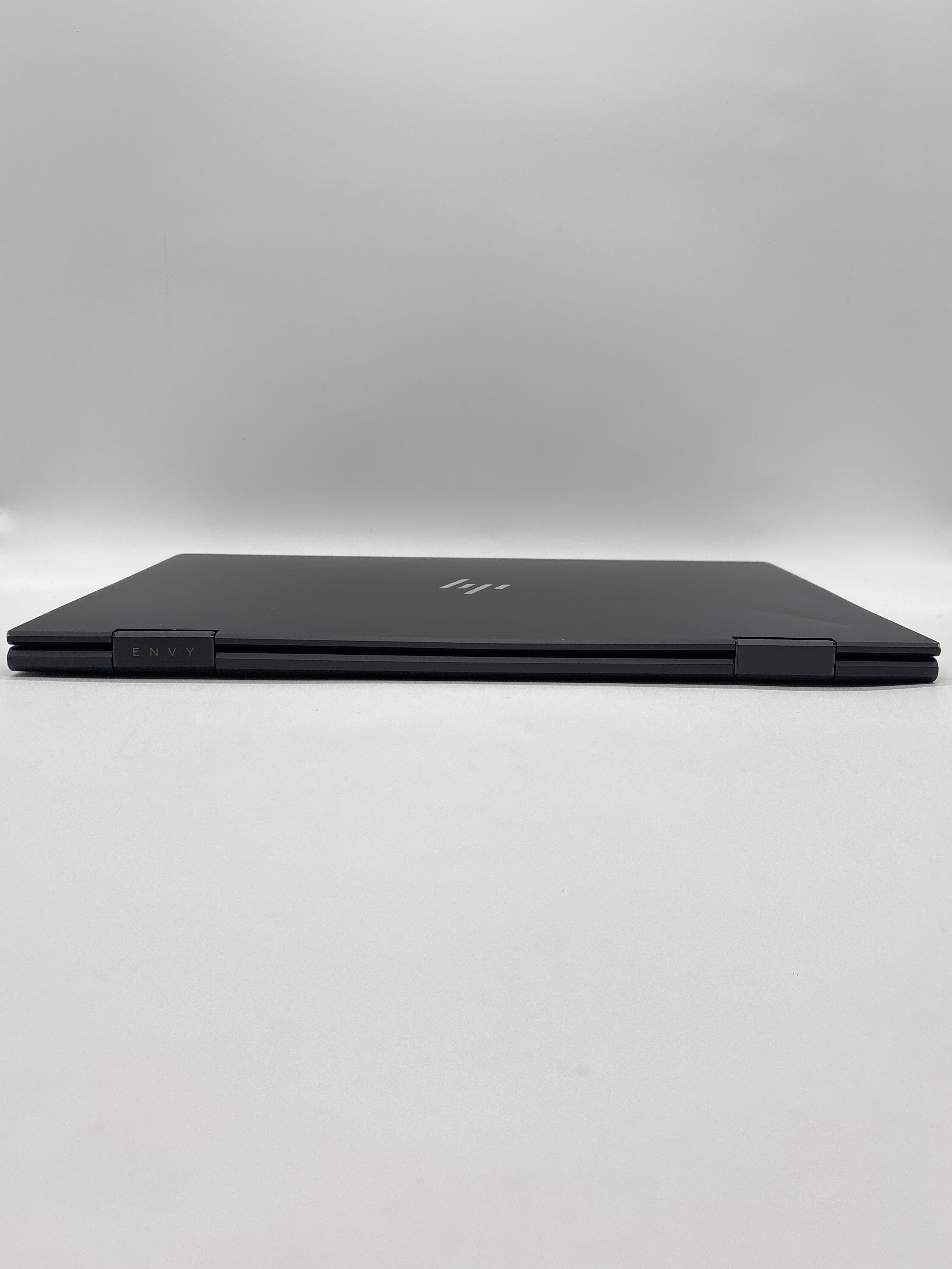 HP ENVY x360 15-ds1083cl AMD Ryzen 7 4700U 8GB RAM 512GB SSD