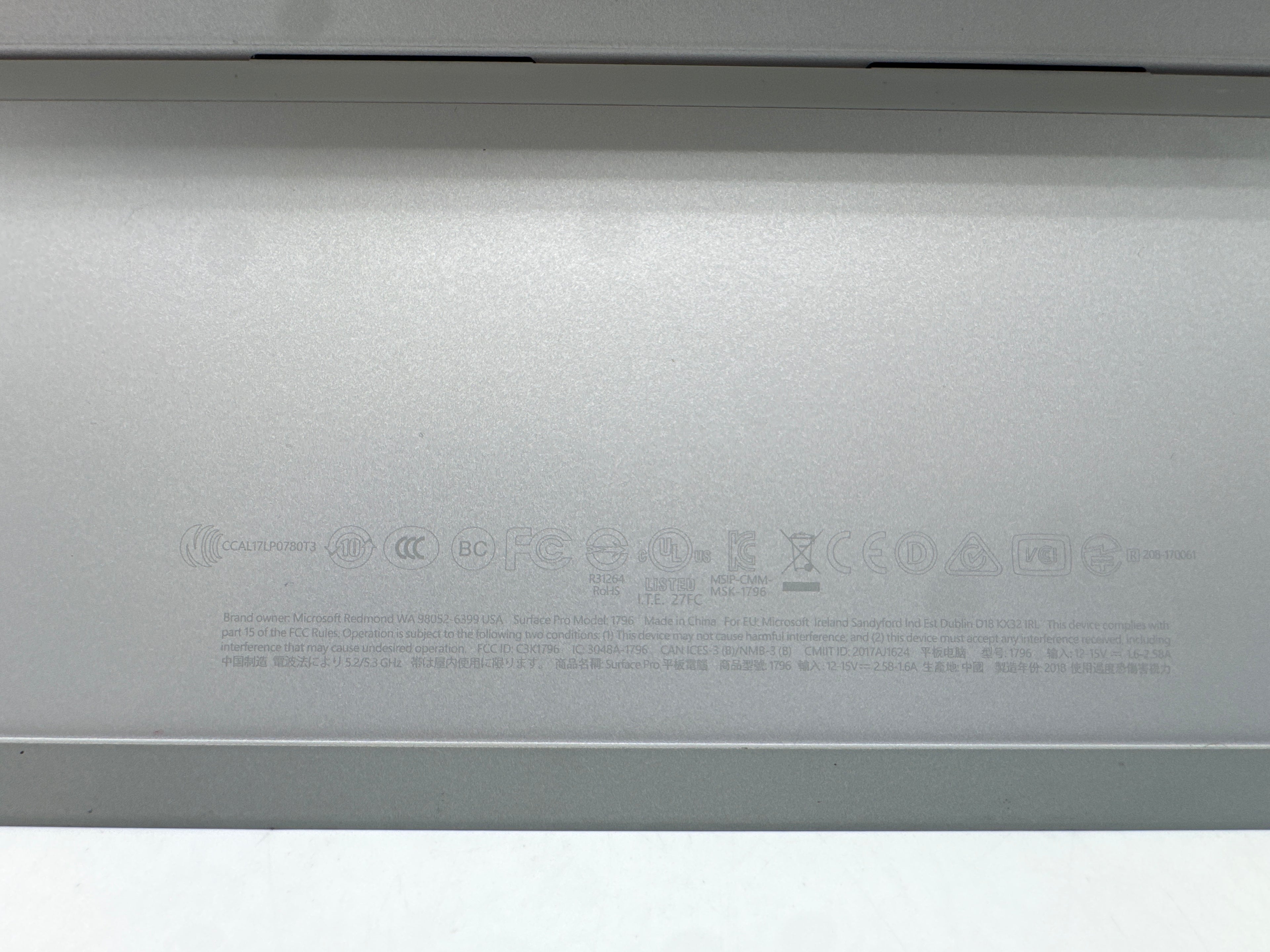 Microsoft Surface Pro 5 1796 i5-8350U 8GB RAM 256GB SSD - Bad Battery
