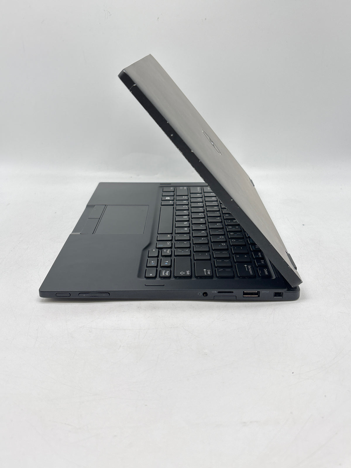 Dell Latitude 7390 2-in-1 13.3" Core i7-8665U 16GB RAM 512GB SSD - No Power