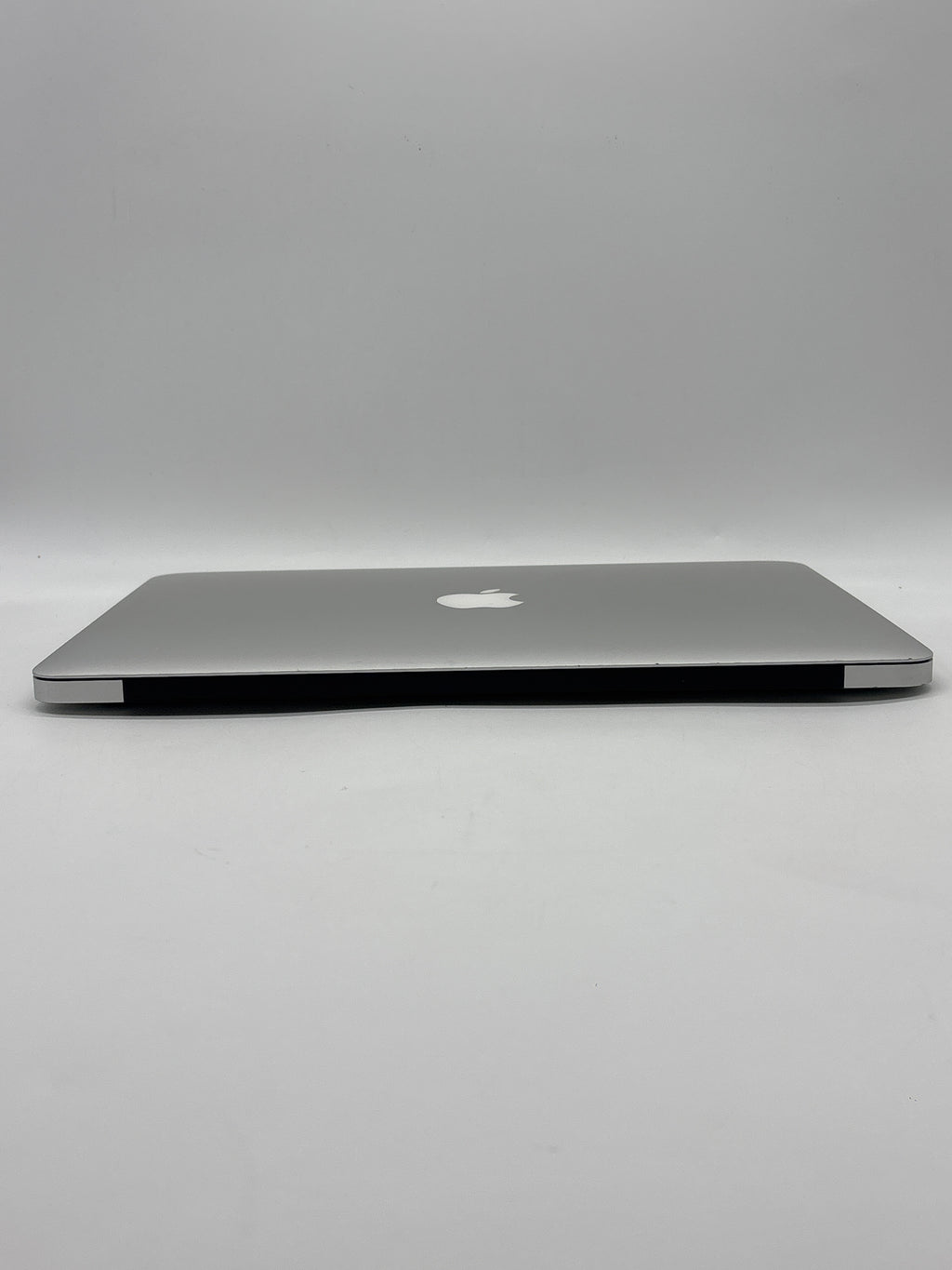 Apple MacBook Air 13.3" A1466 2017 i5 1.8 GHz 8GB RAM 128GB SSD