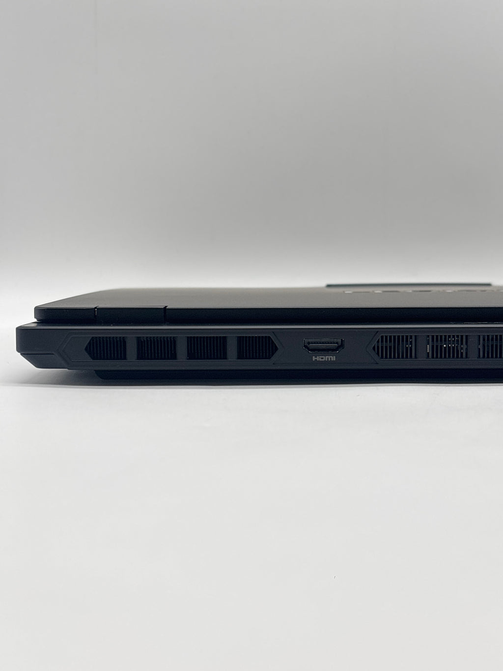 Lenovo Legion 5 15AHP10 Ryzen 7 32GB RAM 1TB SSD RTX 5060  - Warranty