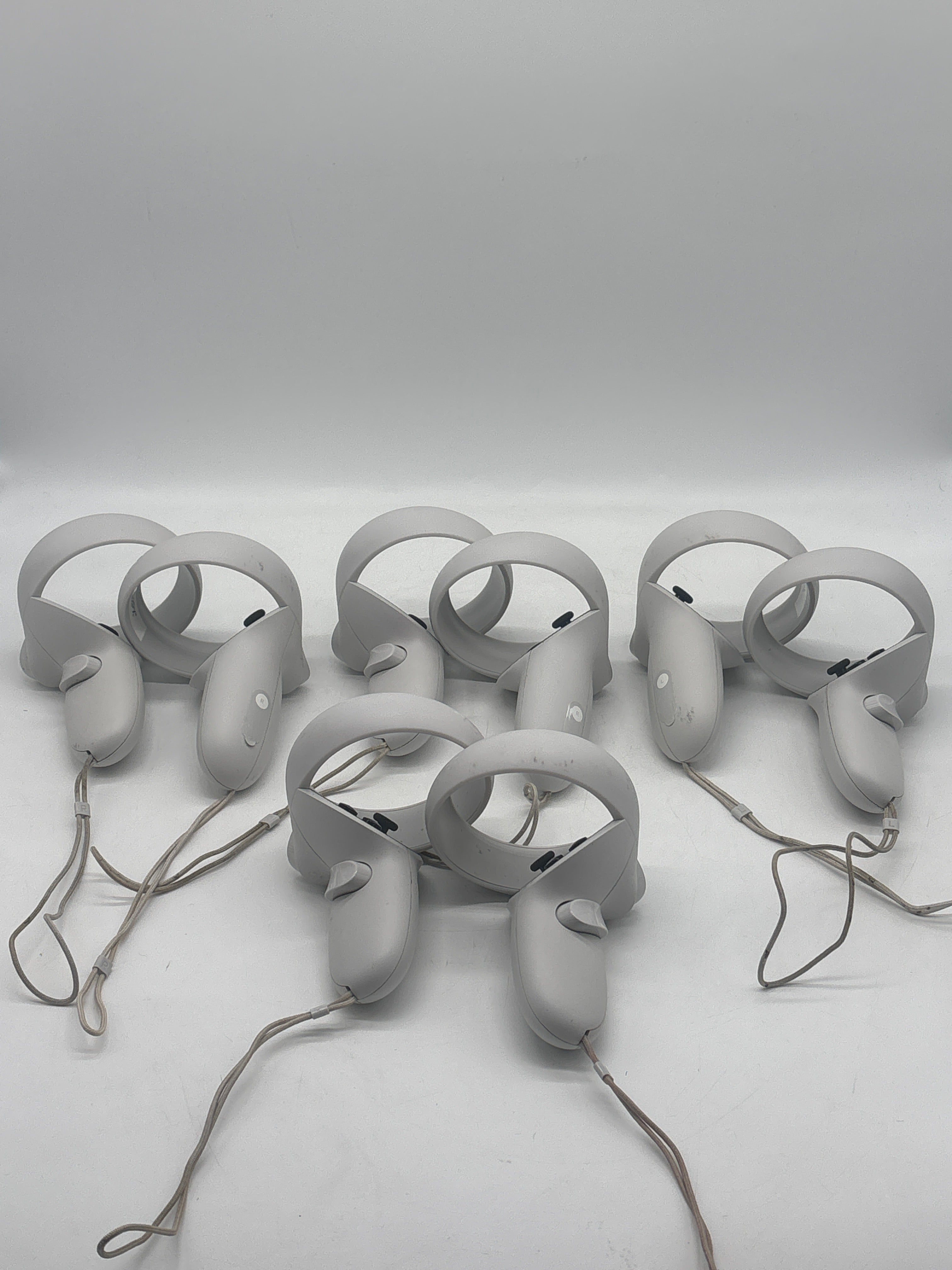 Lot of 4 Meta Oculus Quest 2 Controller Pairs White - Untested