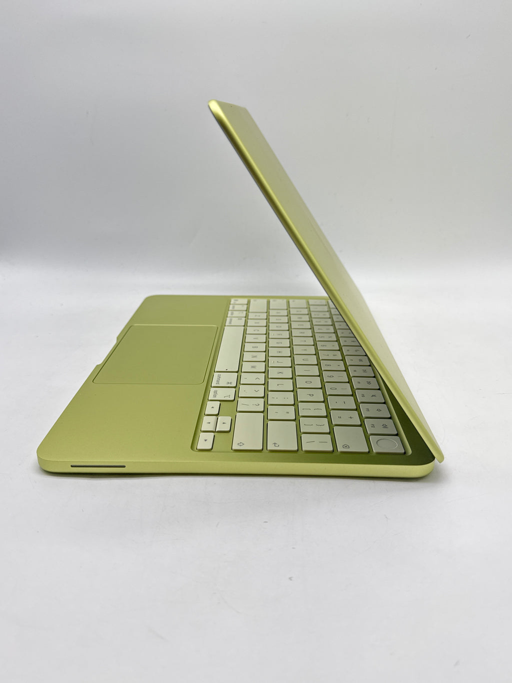 Apple MacBook Neo 13" A3404 A18 Pro 8GB RAM 512GB SSD - Used with Box