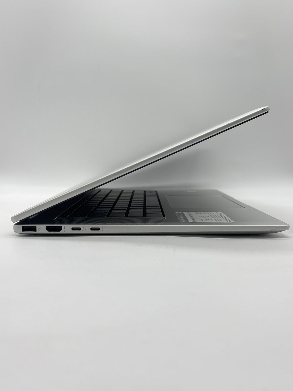 HP Envy x360 16-ac0013dx Ultra 5 125U 16GB RAM 512GB SSD