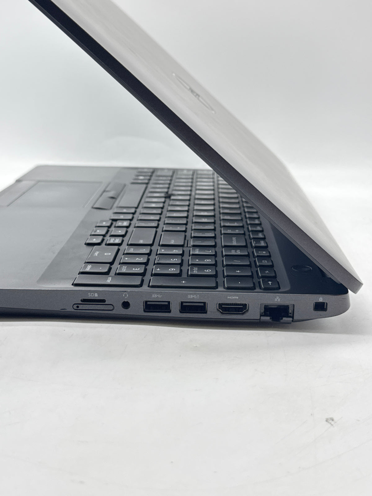 Dell Precision 3541 Core i7 9850H 8GB RAM 512GB SSD Quadro P620 15.6in - Used