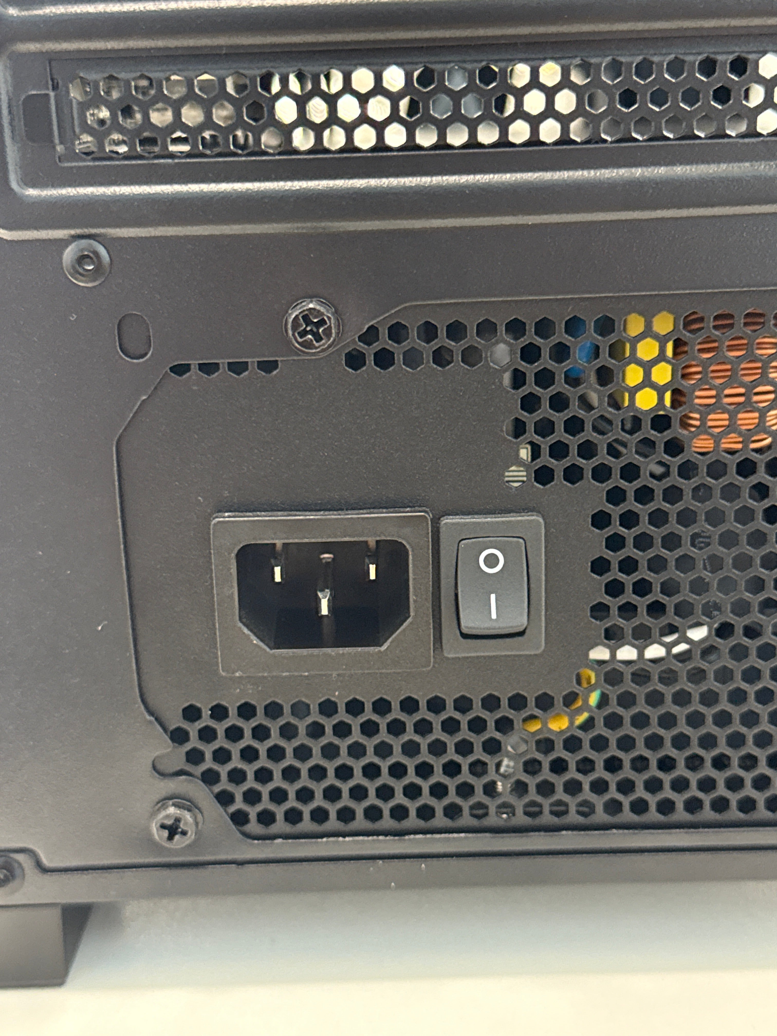 Gaming PC i7-13700KF 16GB RAM 2TB SSD RTX 4060 TI - Used