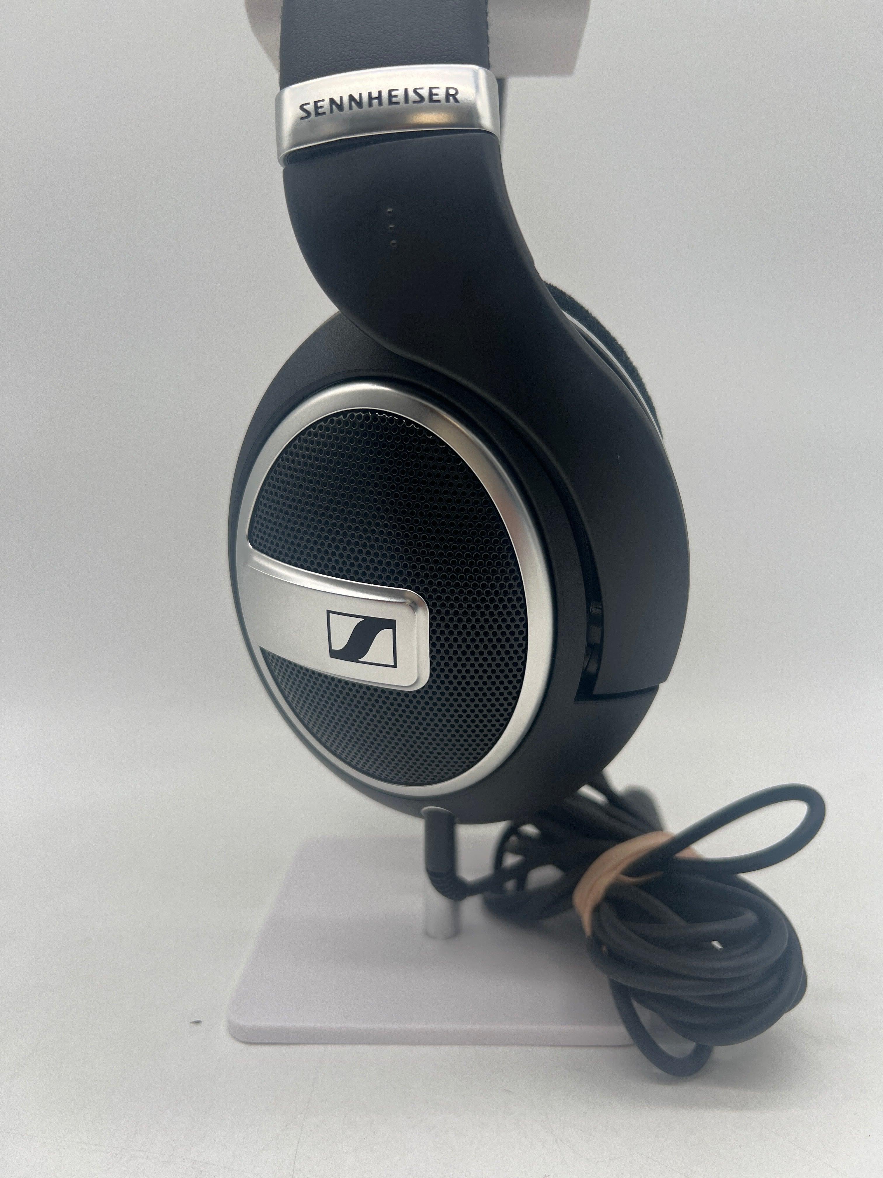 Sennheiser HD 599 SE Open Back Wired Headphones Black - Used