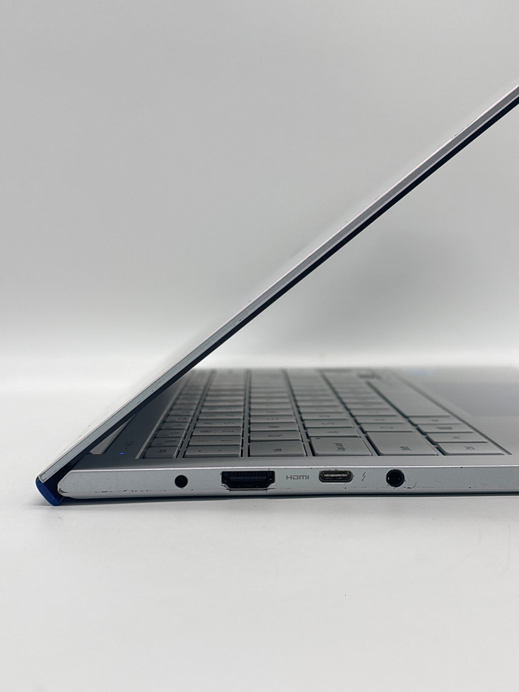 Samsung Galaxy Book NP930XCJ i7-10510U 8GB RAM 512GB SSD - Used