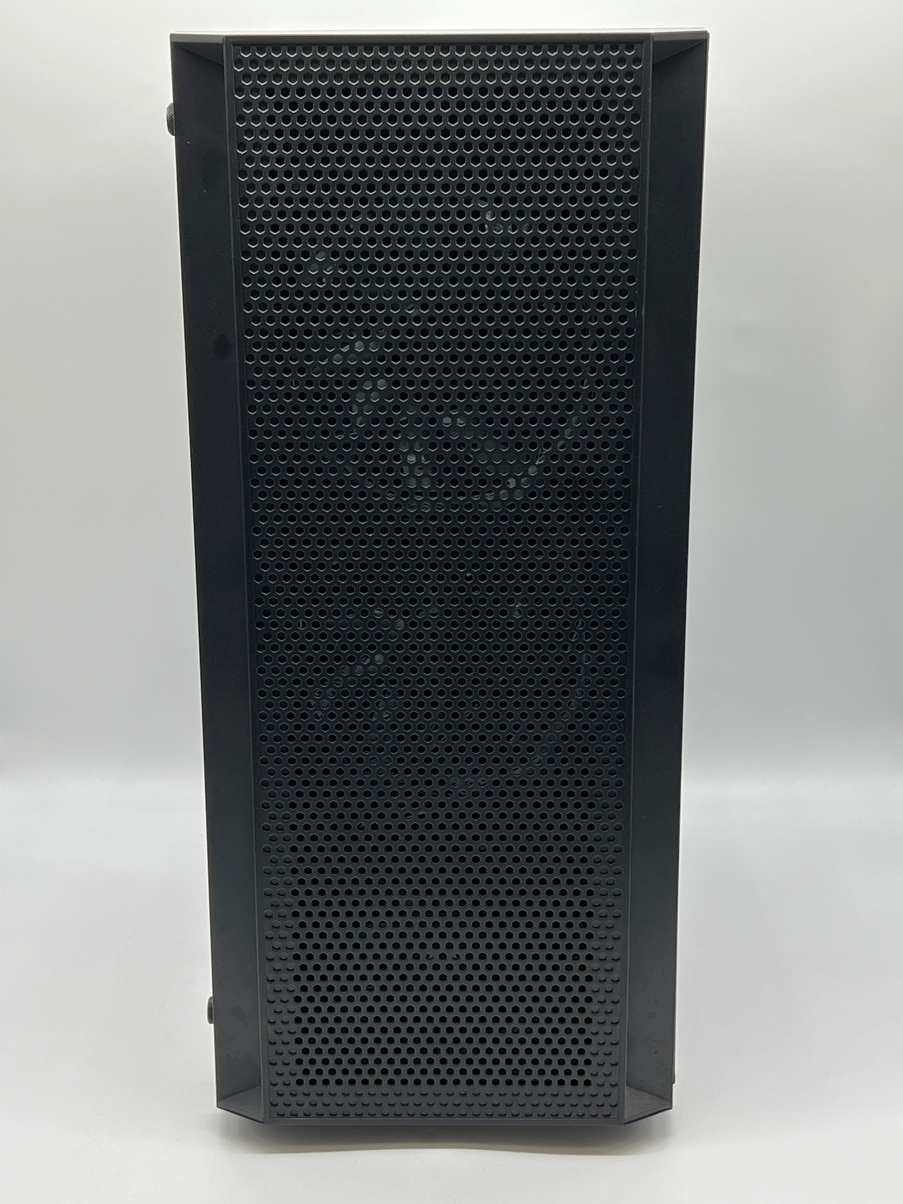 Custom PC Ryzen 5 5600X 32GB RAM 1TB SSD AMD RX 7600 GPU