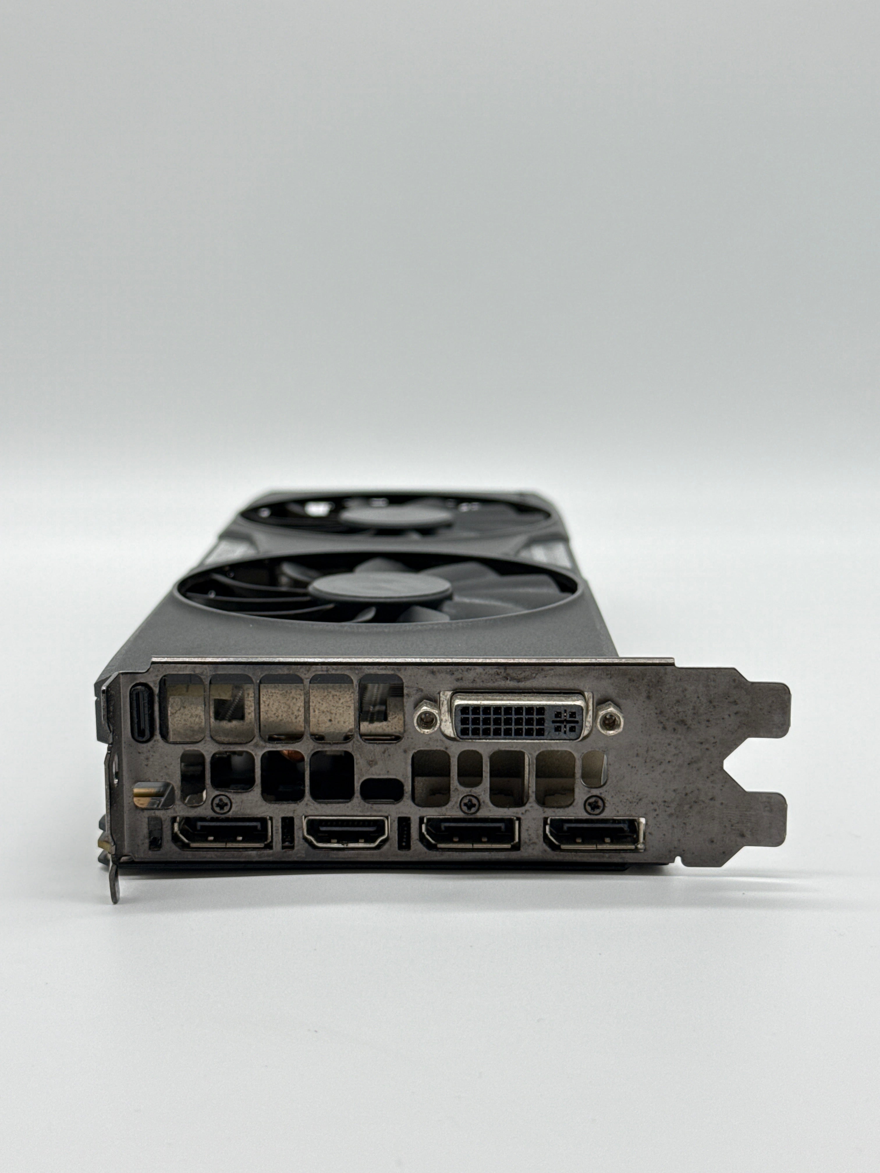 EVGA GTX 960 2GB GDDR5 Graphics Card - Black