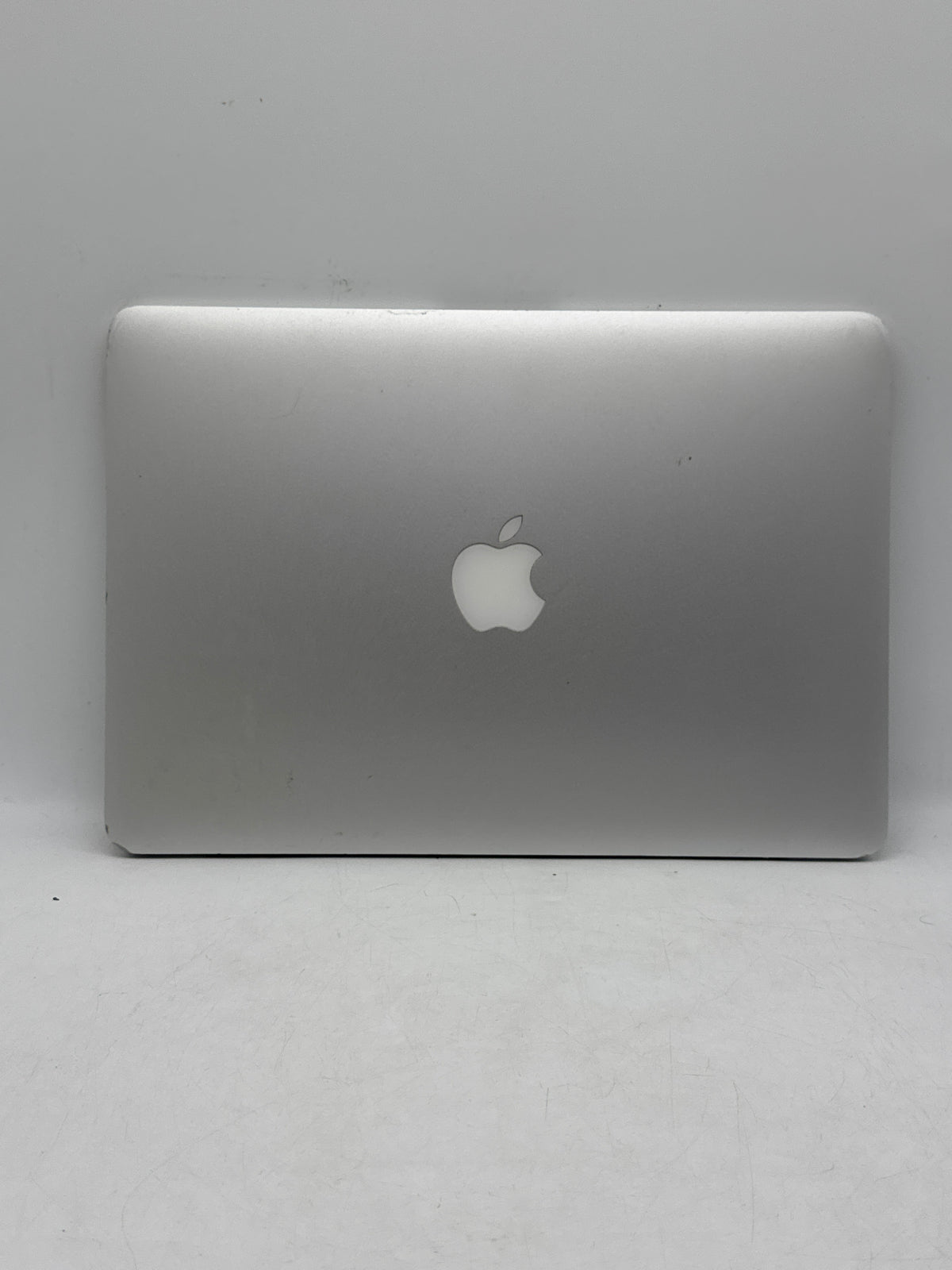 Apple MacBook Pro 13in Retina 2015 Core i5 5257U 8GB RAM 128GB Read
