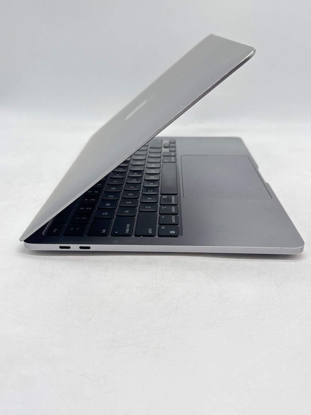 Apple MacBook Pro 13 Inch A2338 Apple M1 Chip 8GB RAM 256GB SSD - Used