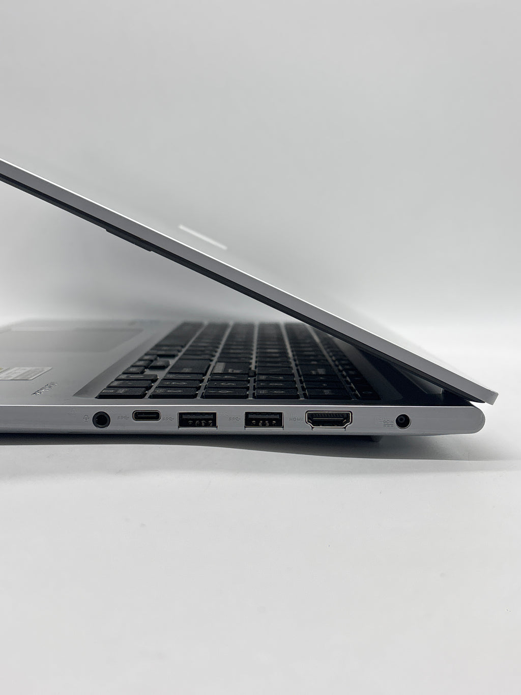 Asus VivoBook F1605Z i7-1255U 16GB RAM 512GB SSD