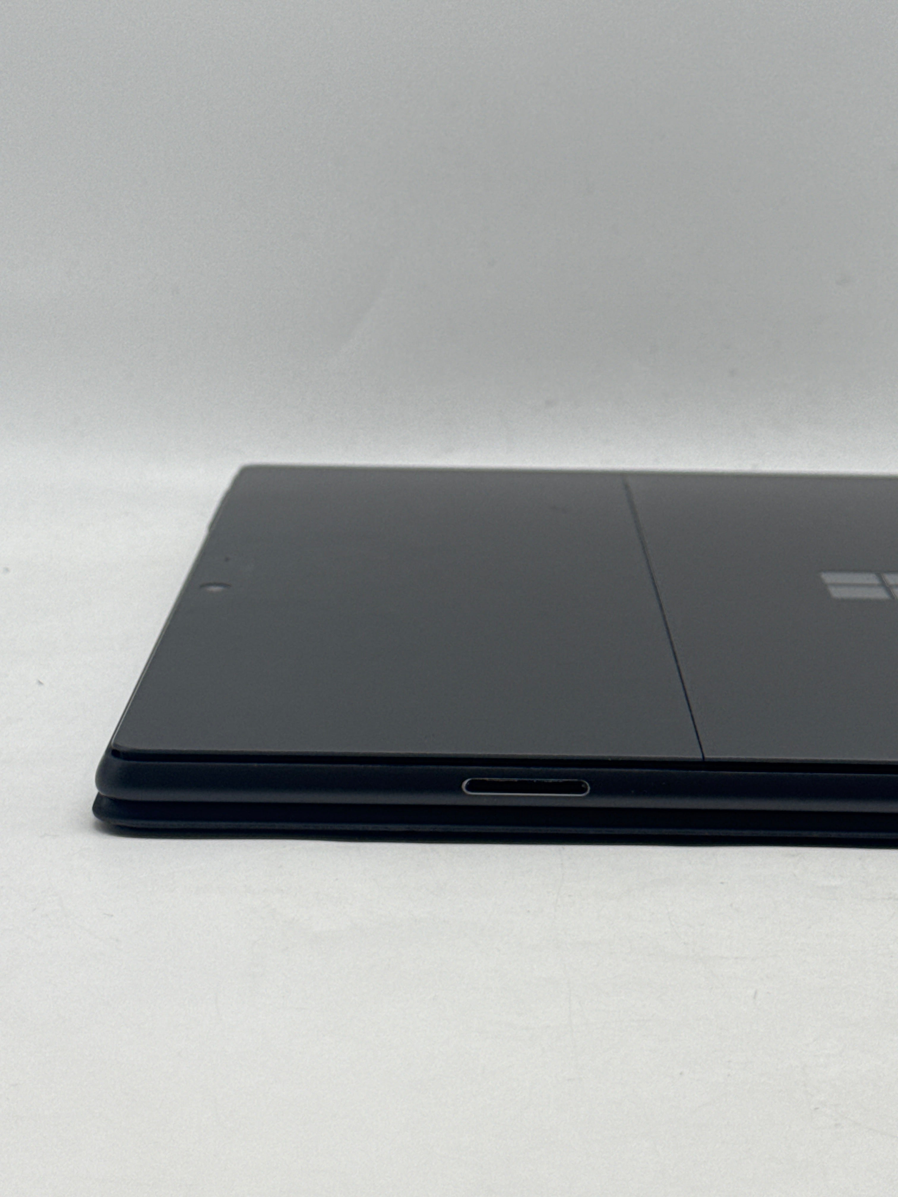 Microsoft Surface Pro 9 13" i5-1245U 8GB 256GB SSD Remotely Managed - For Parts