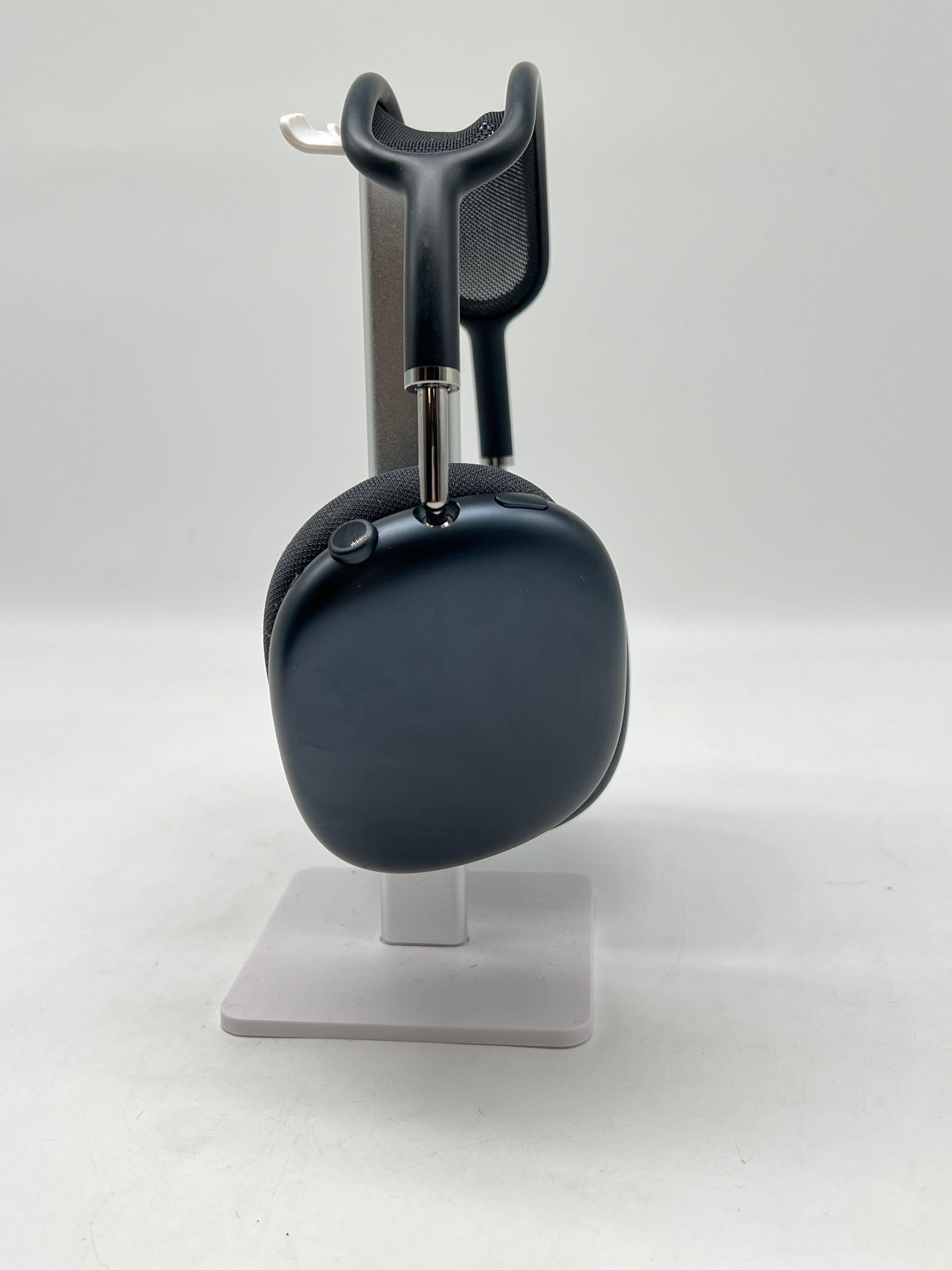 Apple AirPods Max A3184 Headphones USB-C Midnight - Used