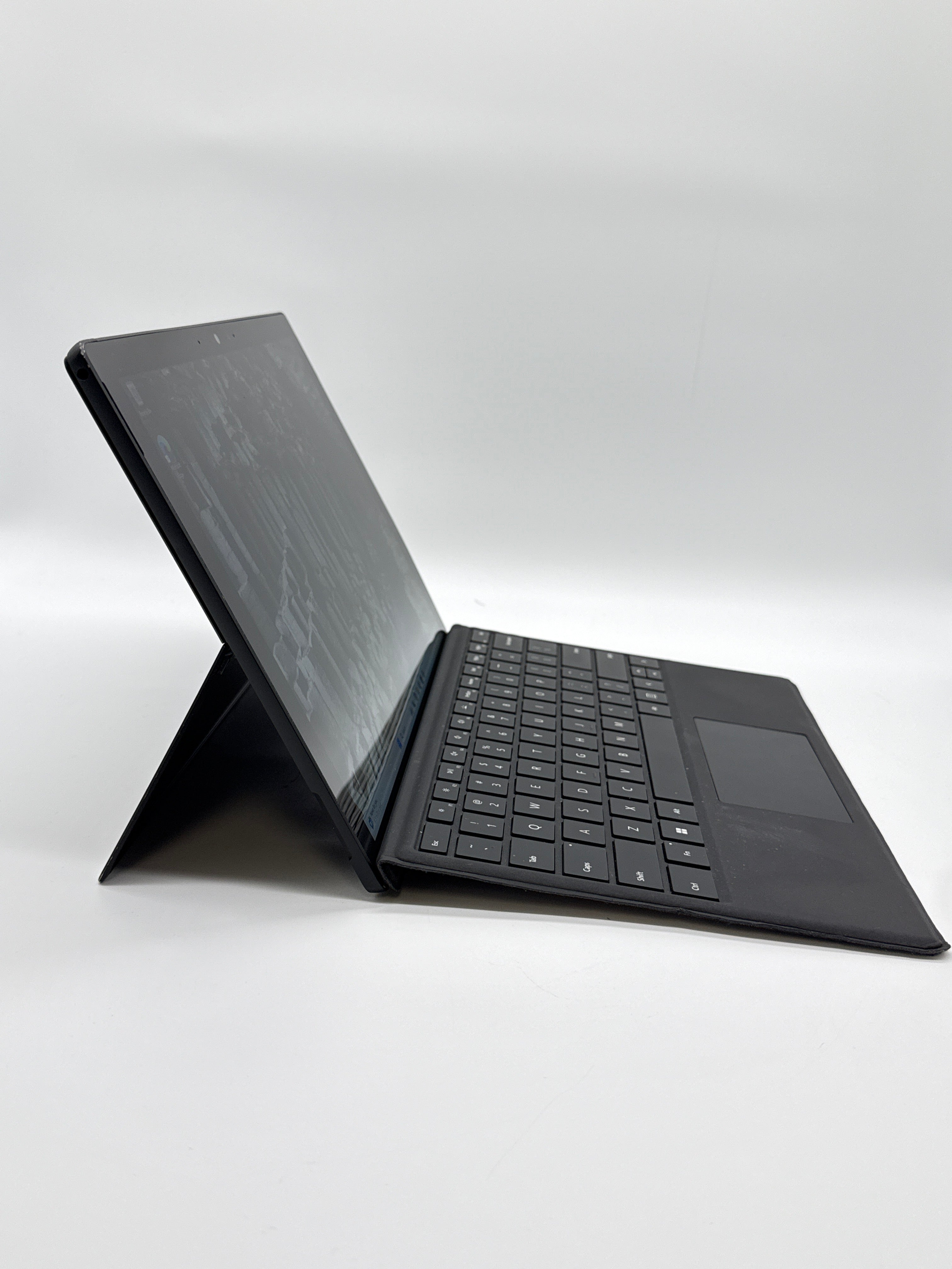 Microsoft Surface Pro 7 Plus i7-1165G7 16GB RAM 256GB SSD w/ Keyboard
