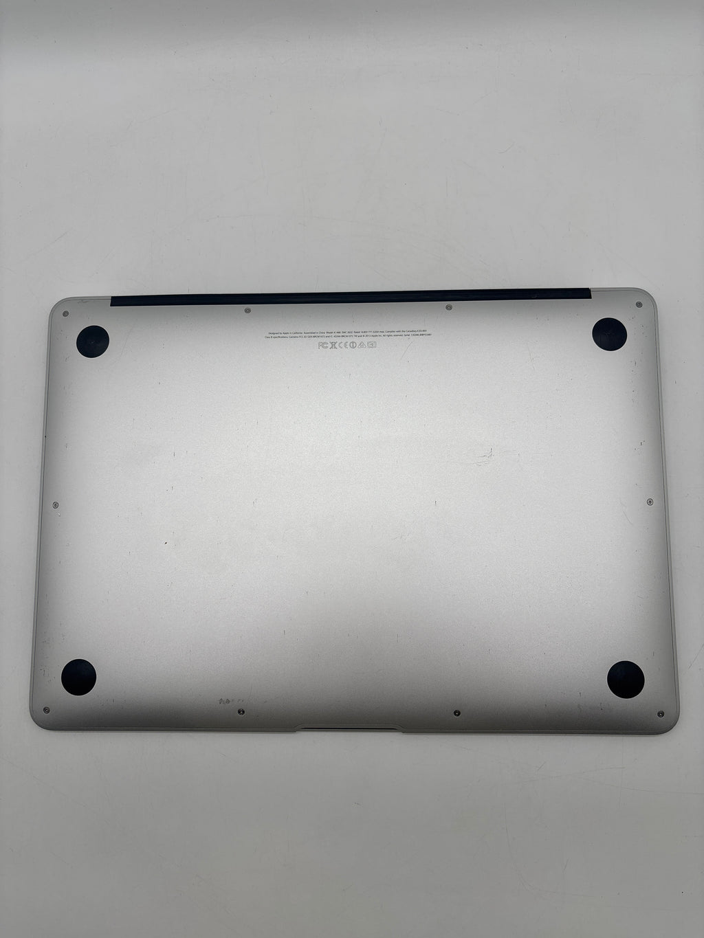 Apple MacBook Air A1466 2014 Intel i5 4GB RAM 128GB SSD Silver - Cracked Screen