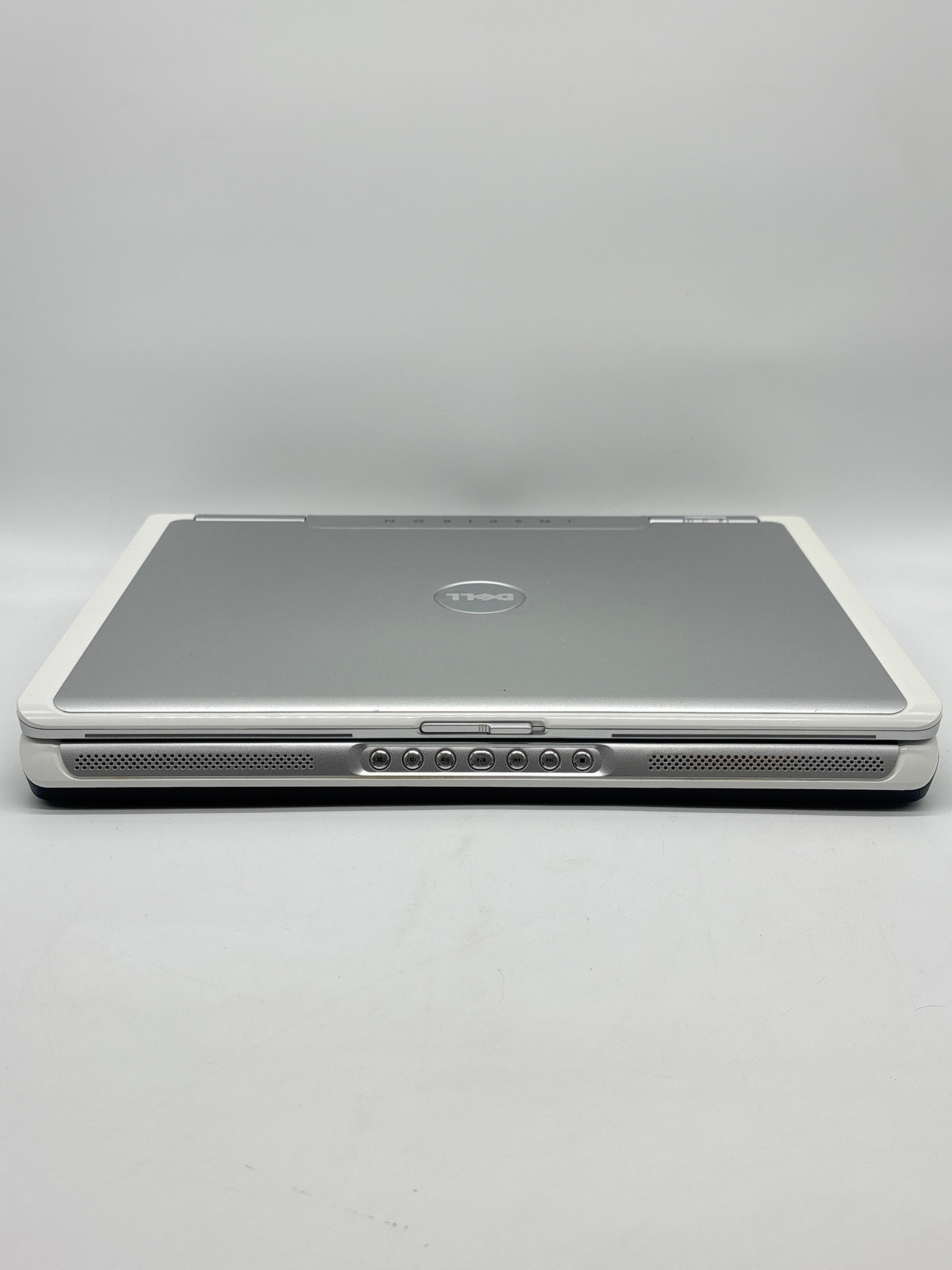 Dell Inspiron 6400 i2 1 GB RAM 160GB Silver For Parts (Read DESC)