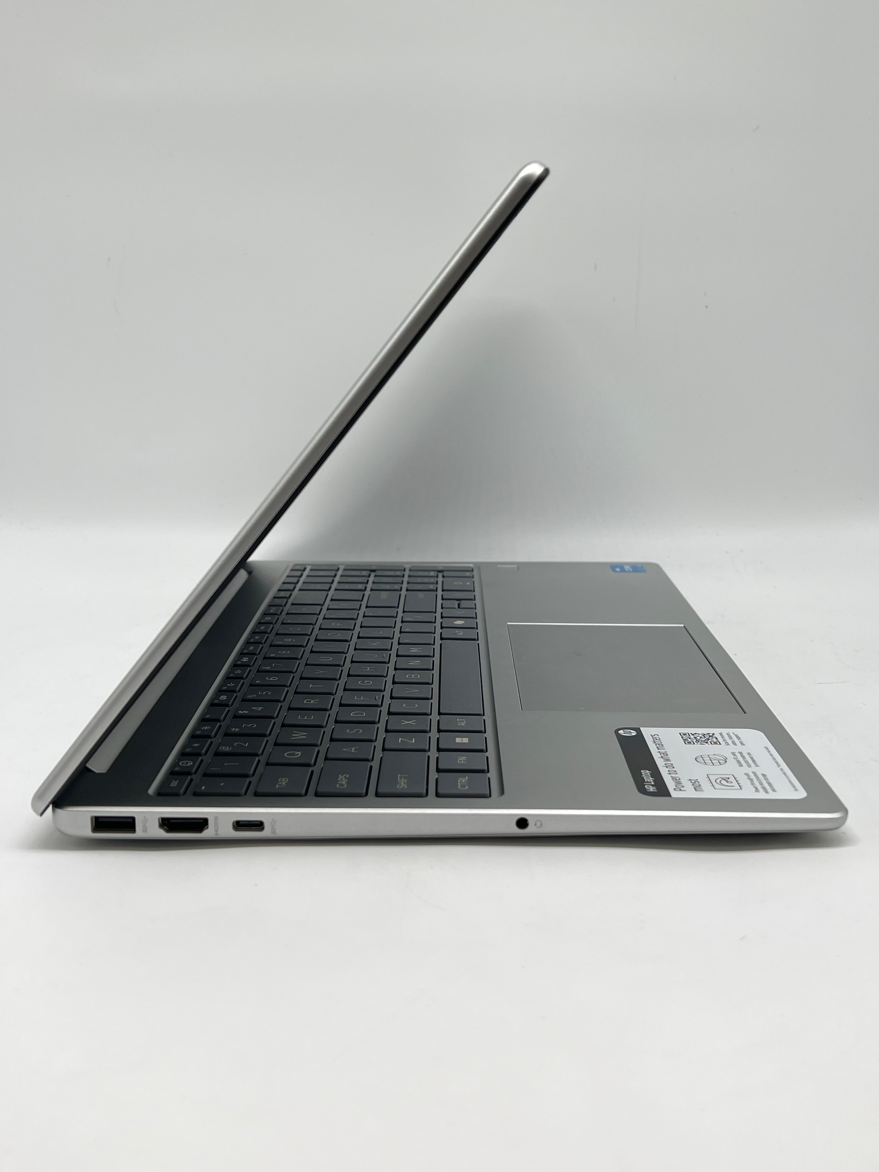 HP Laptop 15-fd0xxx i3-N305 8GB RAM 256GB SSD - Used