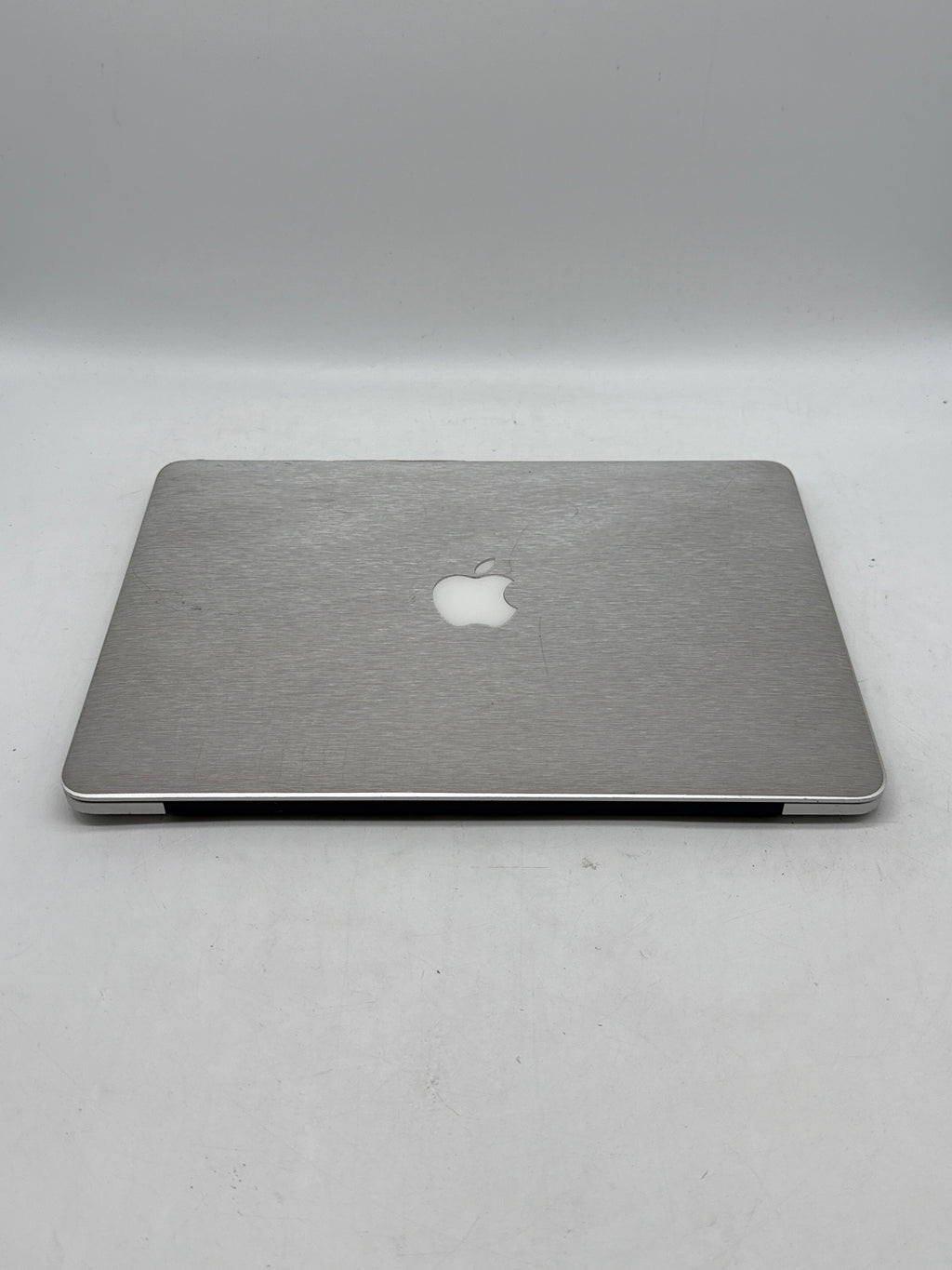 Apple MacBook Pro 15" A1398 i5 8gb RAM 256GB Flash Storage - Used