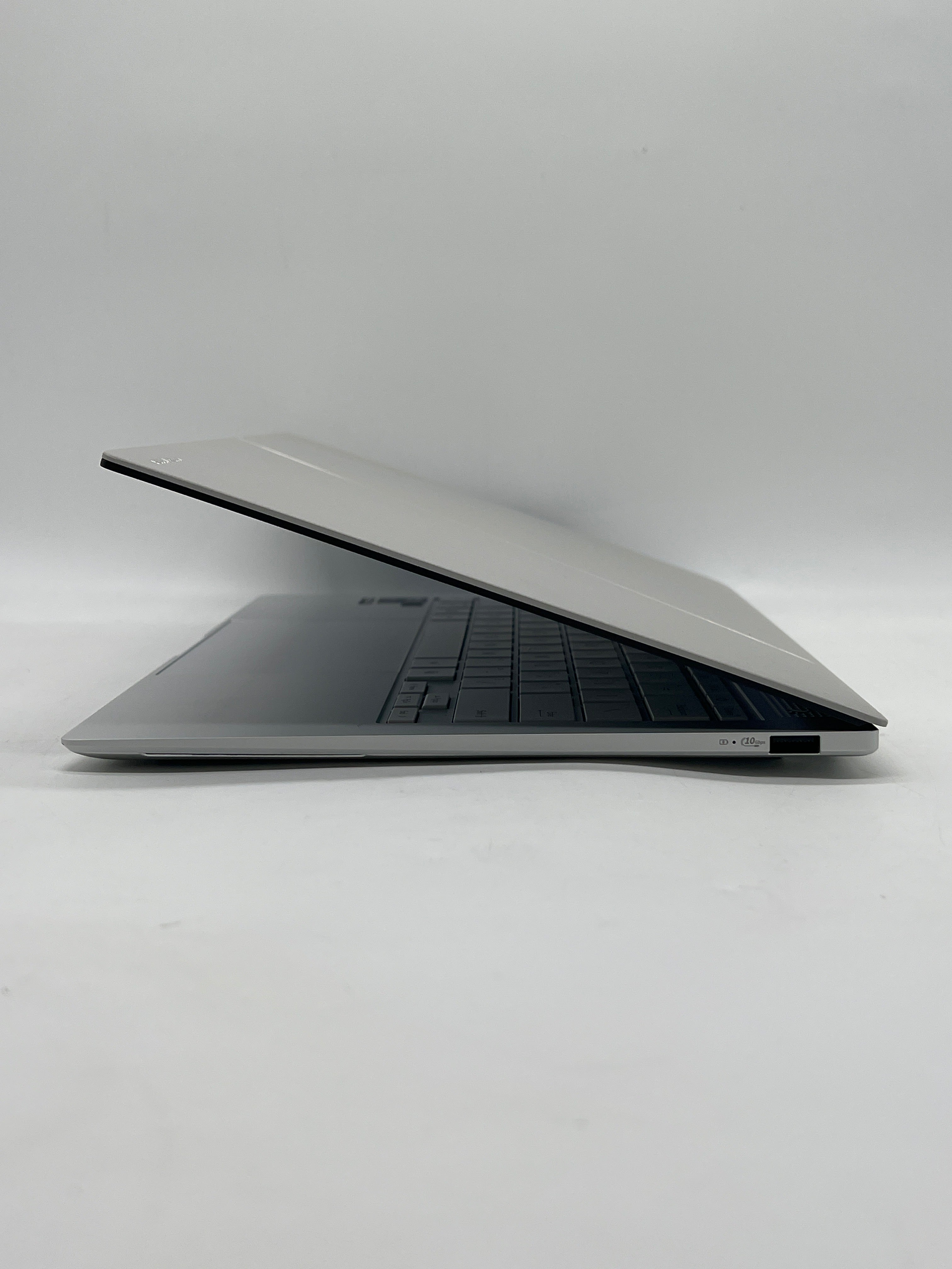 Asus Zenbook S 14 OLED Ultra 7 258V 32GB RAM 1TB SSD