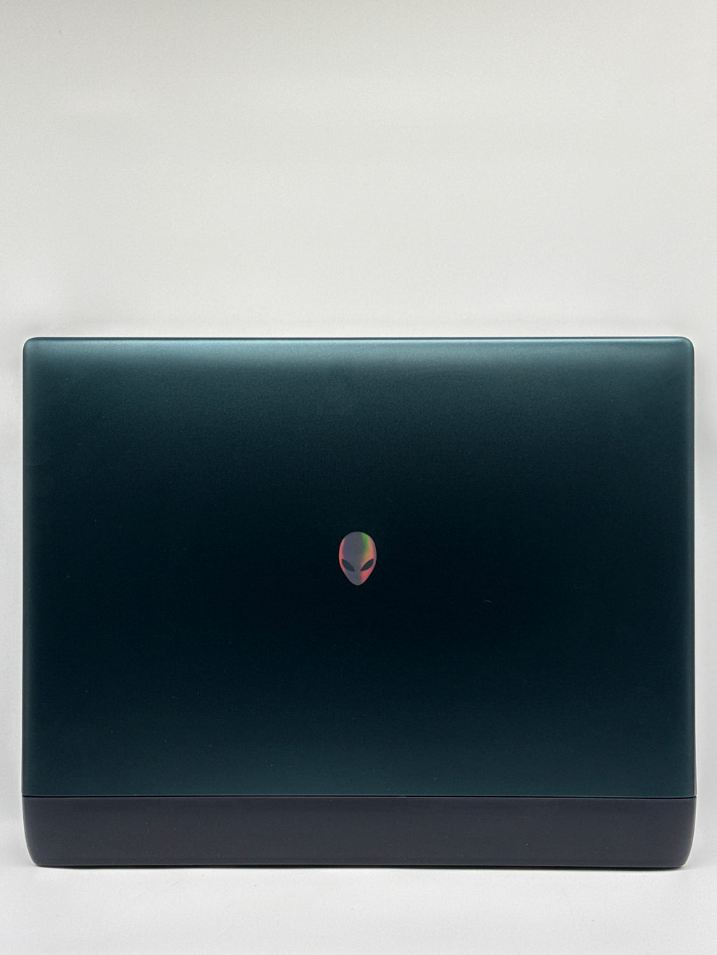 Dell Alienware 18 Area-51 Ultra 9 275HX 64GB RAM 3TB SSD RTX 5090 24GB (Warranty)