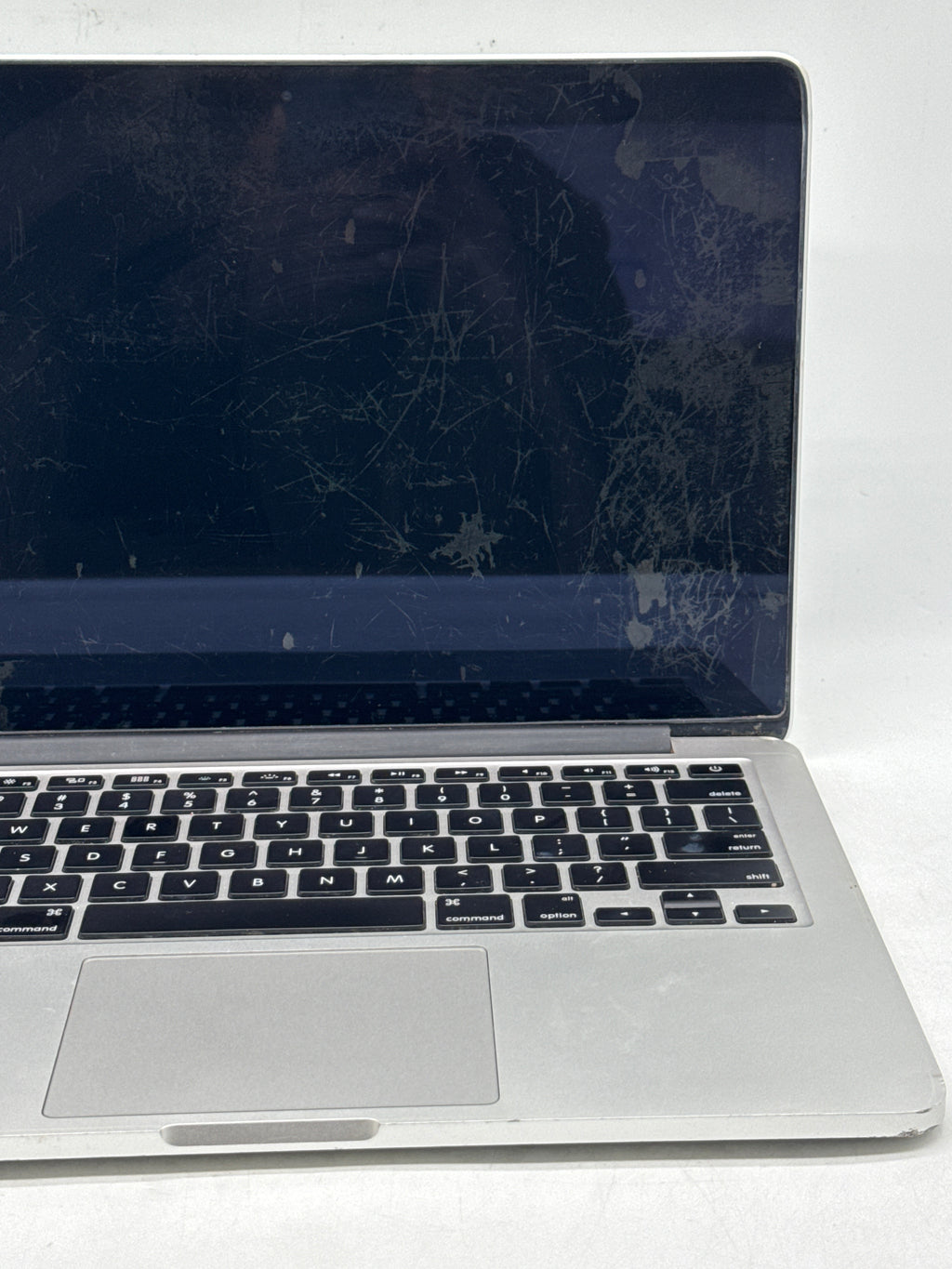 Apple MacBook Pro 13in Retina 2015 Core i5 5257U 8GB RAM 128GB Read