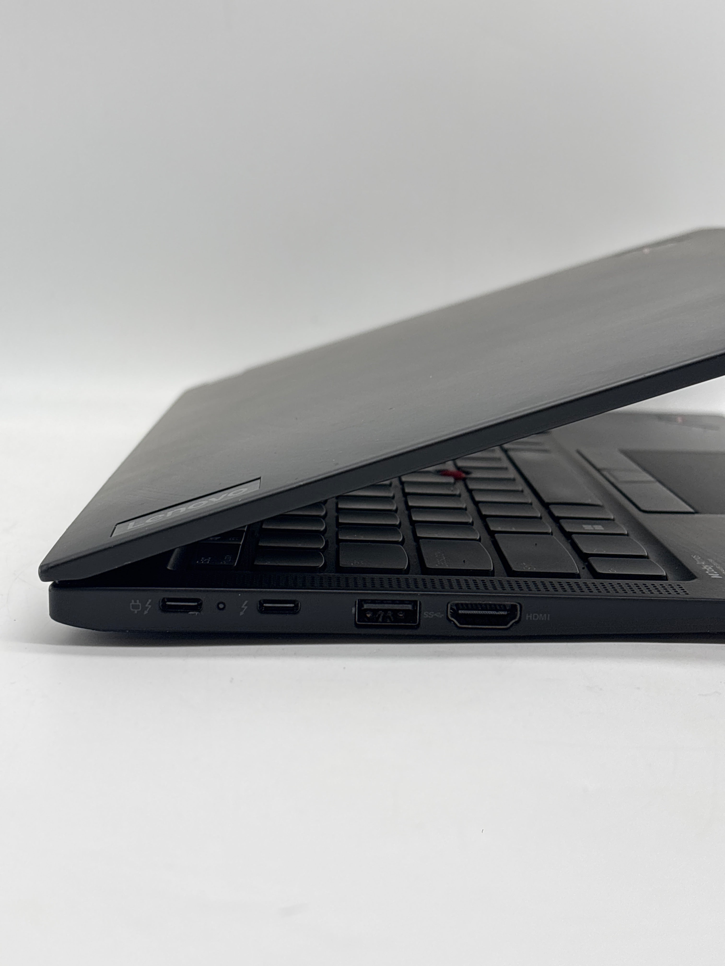 Lenovo ThinkPad X1 Carbon Gen 9 14" i5-1145G7 32GB RAM 256GB SSD - Used