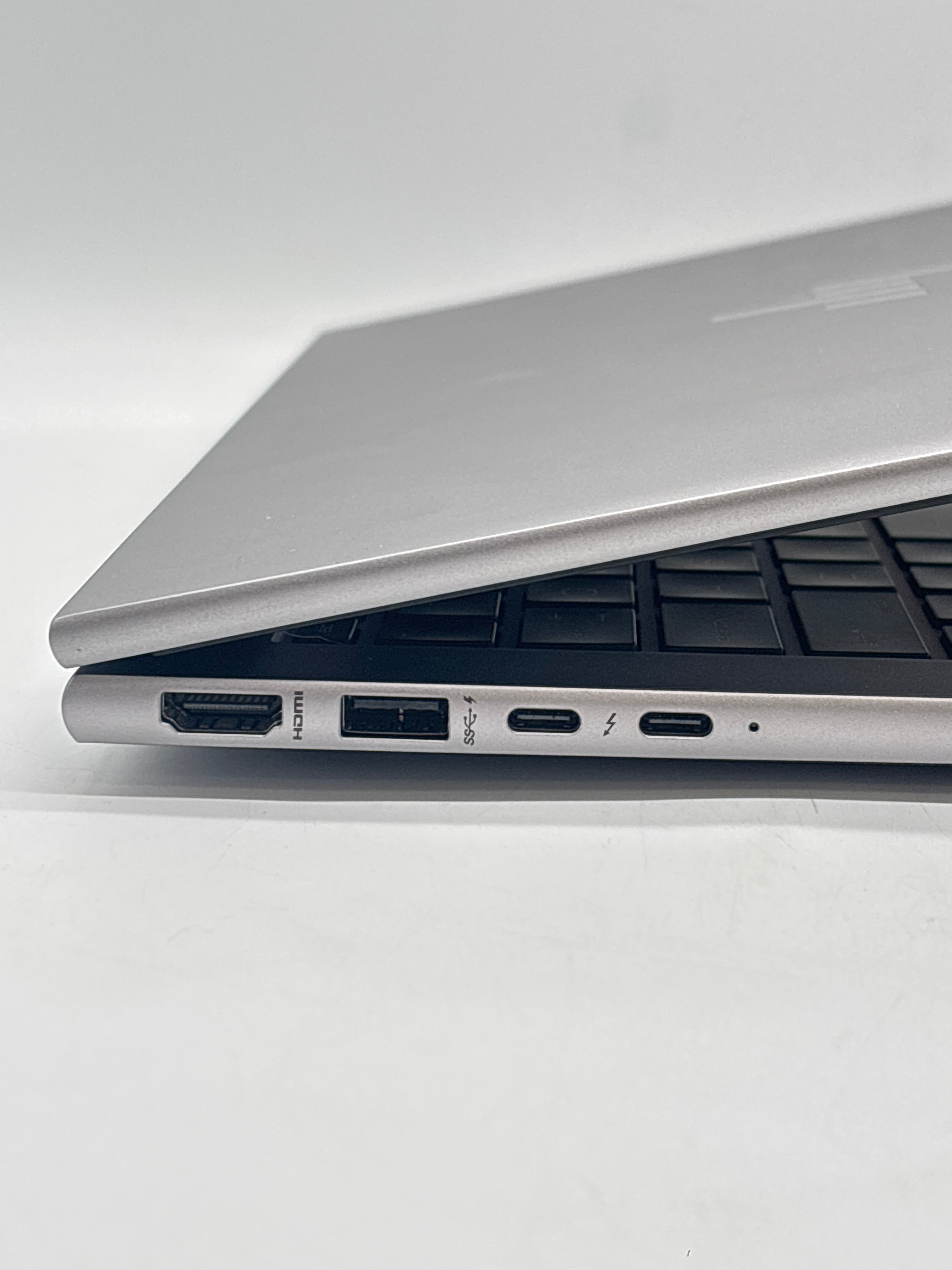 HP ZBook Firefly 14 G10 i7-1360P 16GB RAM 512GB SSD