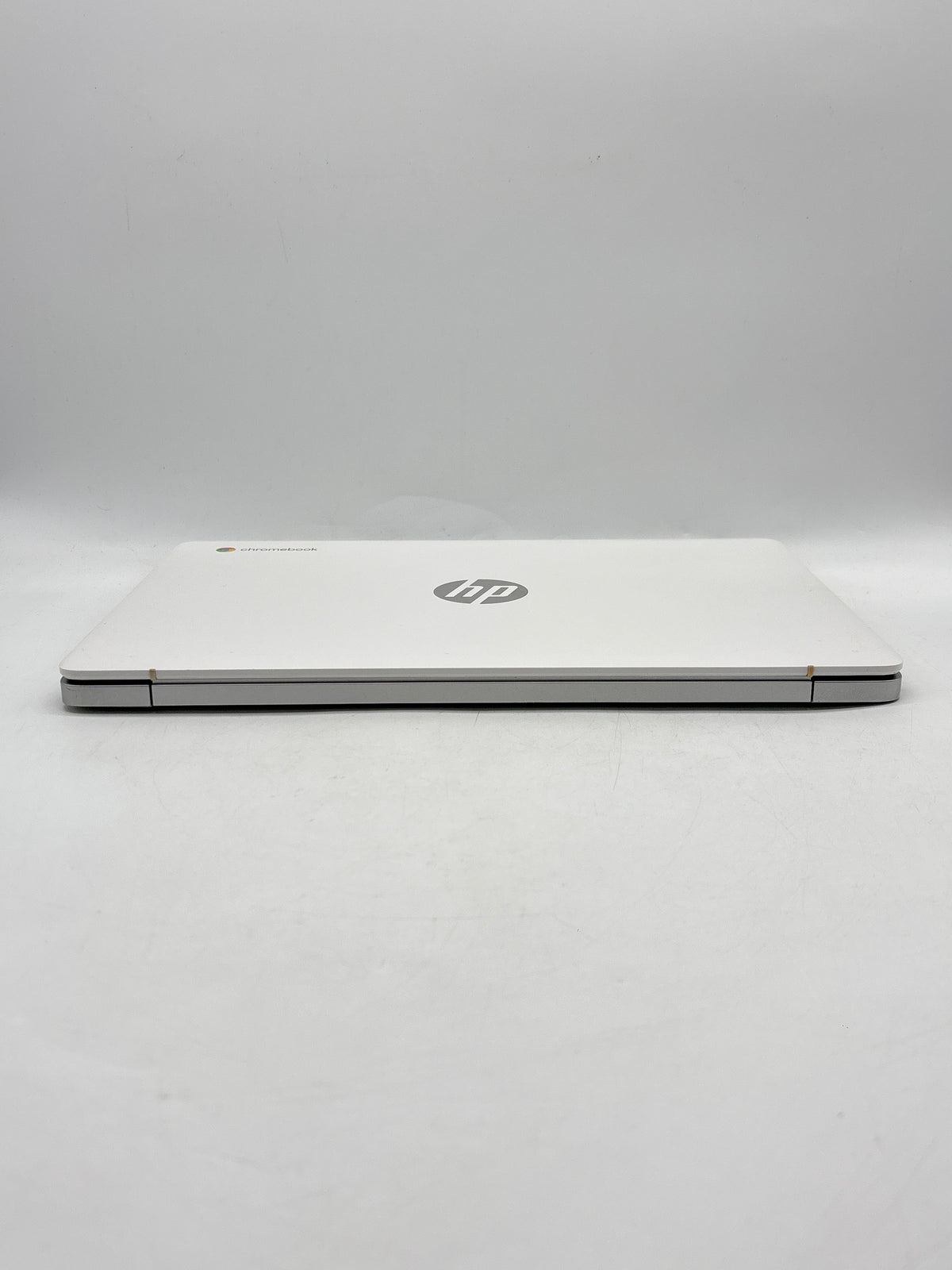 HP 14na0020nr 14" Intel Celeron N4000 4GB RAM 32GB eMMC White - Used