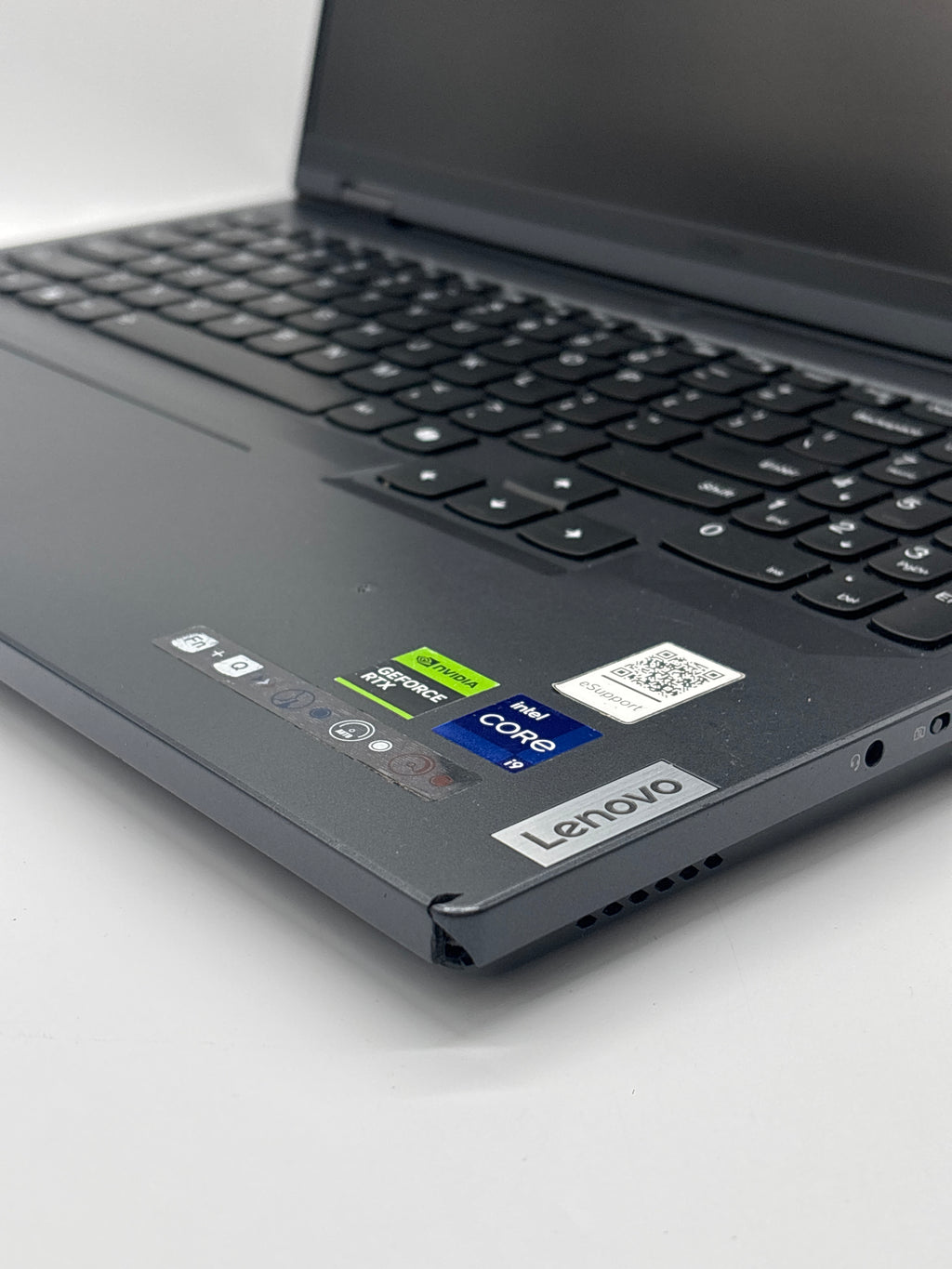Lenovo Legion pro 5 16IRX9 i9-14900HX 16GB RAM 1TB SSD RTX 4060 - For Parts (Read)