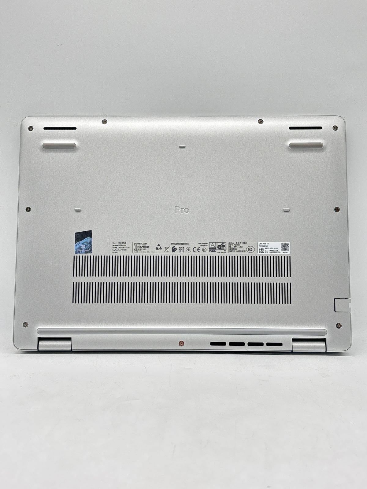 Dell Pro 14 PC14250 Intel Core Ultra 5 235U 32GB RAM 256GB SSD - Used