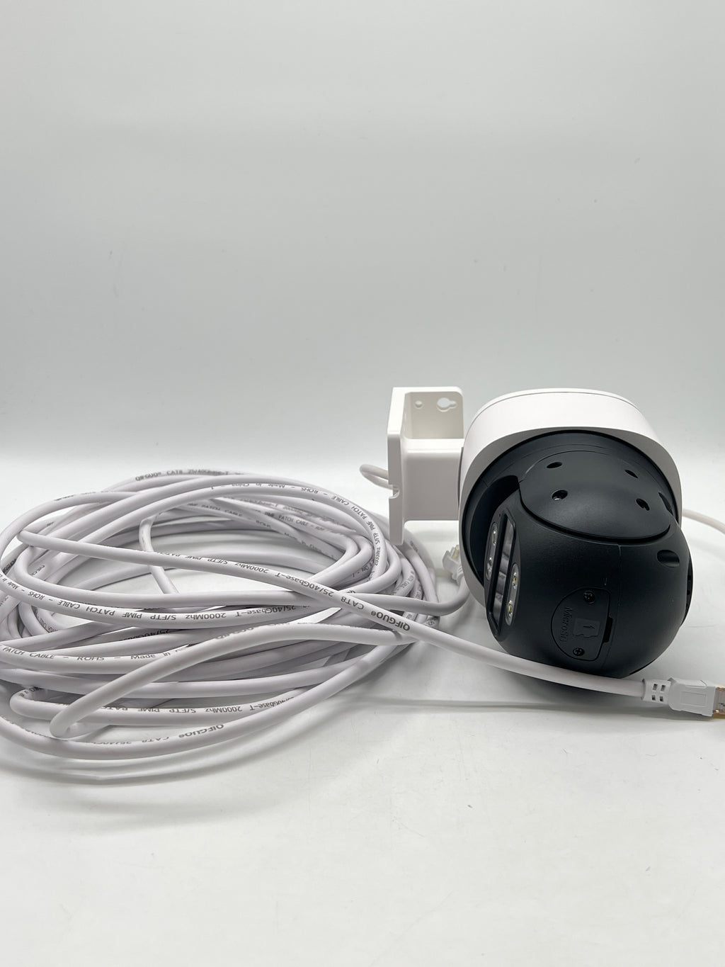 REOLINK TRACKMIX P760 4K 8MP DUAL-LENS POE PTZ OUTDOOR SECURITY CAMERA