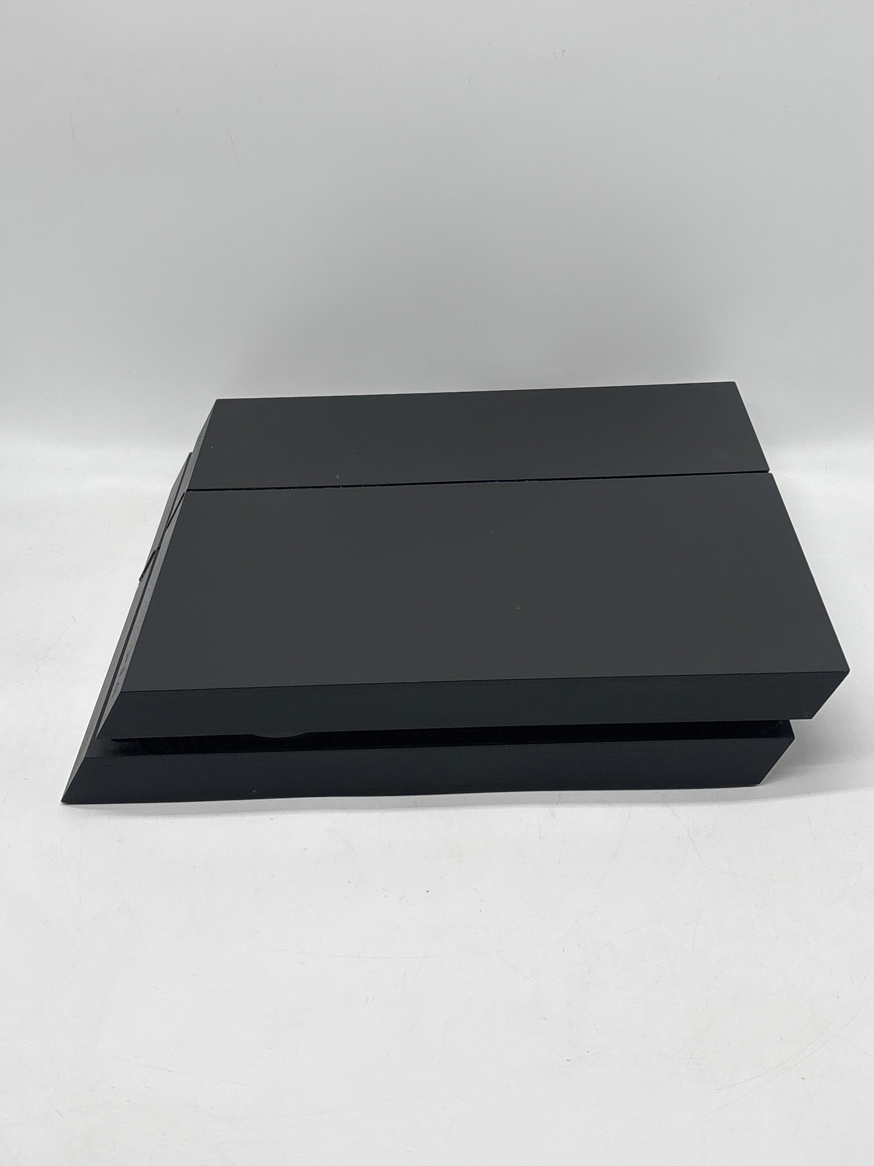 Sony PlayStation 4 (CUH-1215A) 500GB Console W Power/HDMI Cables - Used