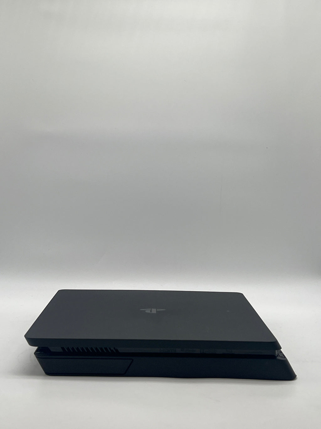 Sony PlayStation 4 Slim CUH-2115B 1TB Black - Used