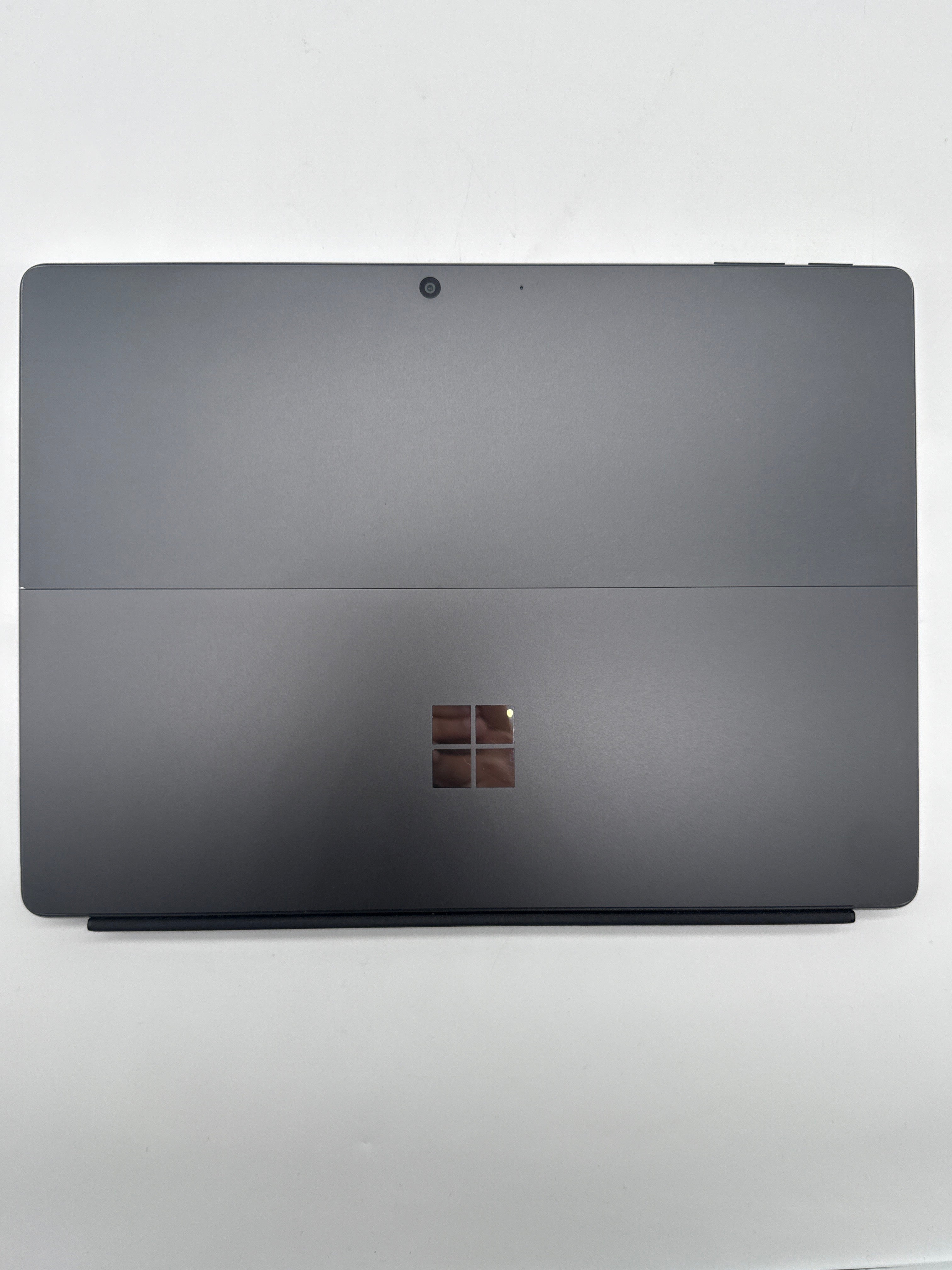 Microsoft Surface Pro 9 13" Touch i5-1235U 16GB RAM 256GB SSD w/ Keyboard