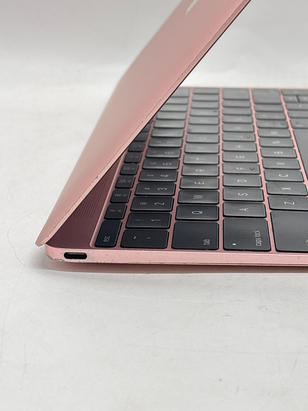 Apple MacBook Retina 12in 2017 A1534 Core i3 8GB RAM 512GB SSD - For Parts