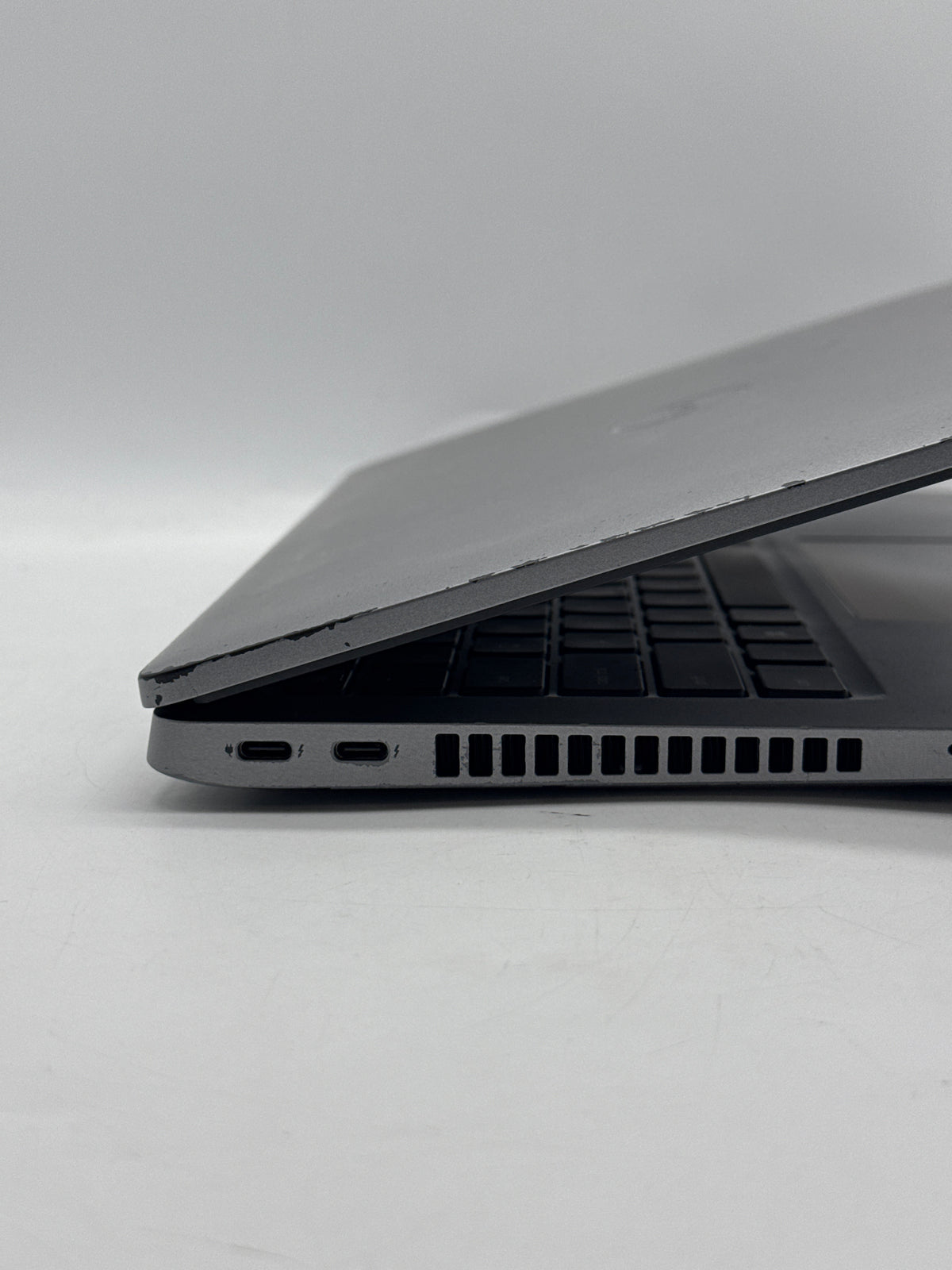 Dell Latitude 5430 14" Core i5-1235U 16GB RAM 256GB SSD Gray - Used